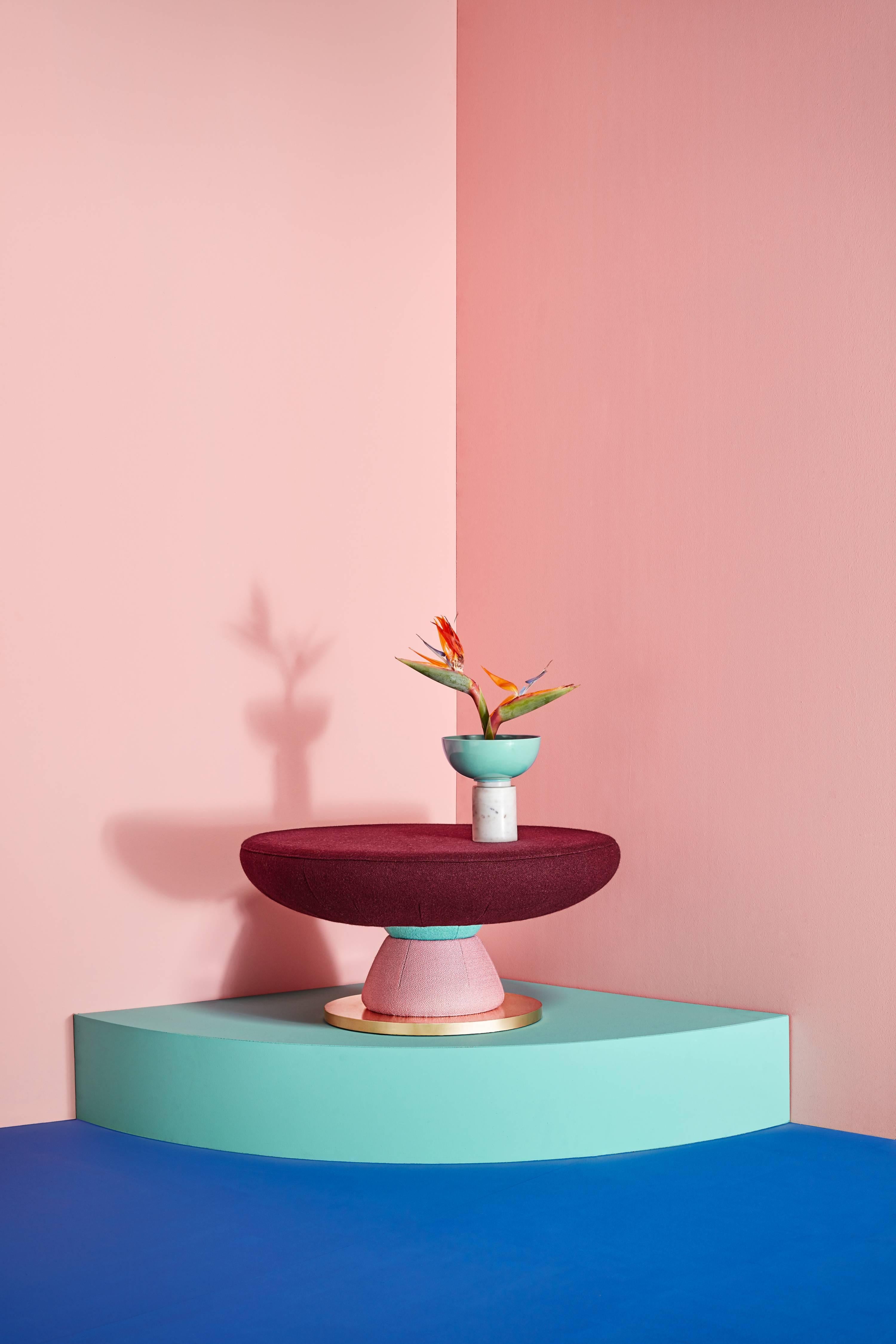 Postmoderne Collection de tabourets en perles, table basse colorée de Pepe Albargues en vente