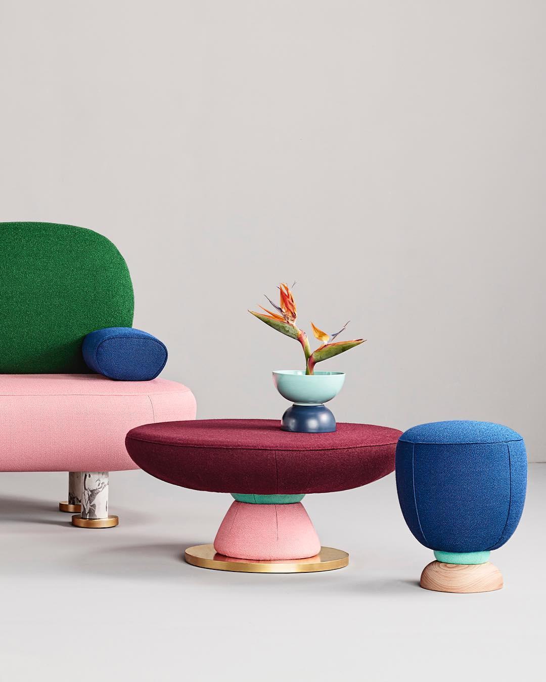 Toadstool Collection Ensemble Sofa, Table and Puffs by Pepe Albargues For Sale 5