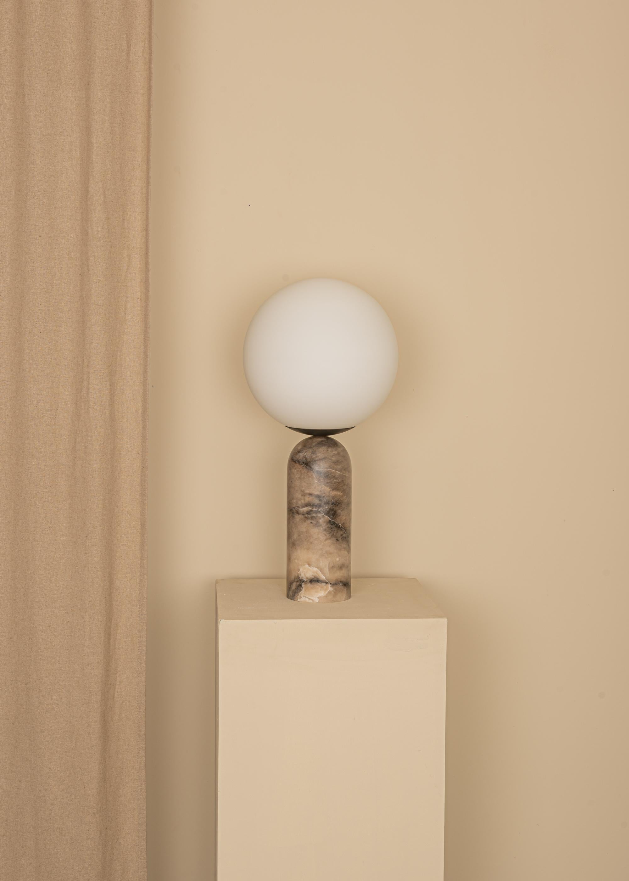Other Tobacco Alabaster and Brass Atlas Table Lamp by Simone & Marcel For Sale