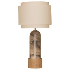 Lampada da tavolo Pura Kelo doppia con base in tabacco, alabastro e Oak di Simone & Marcel