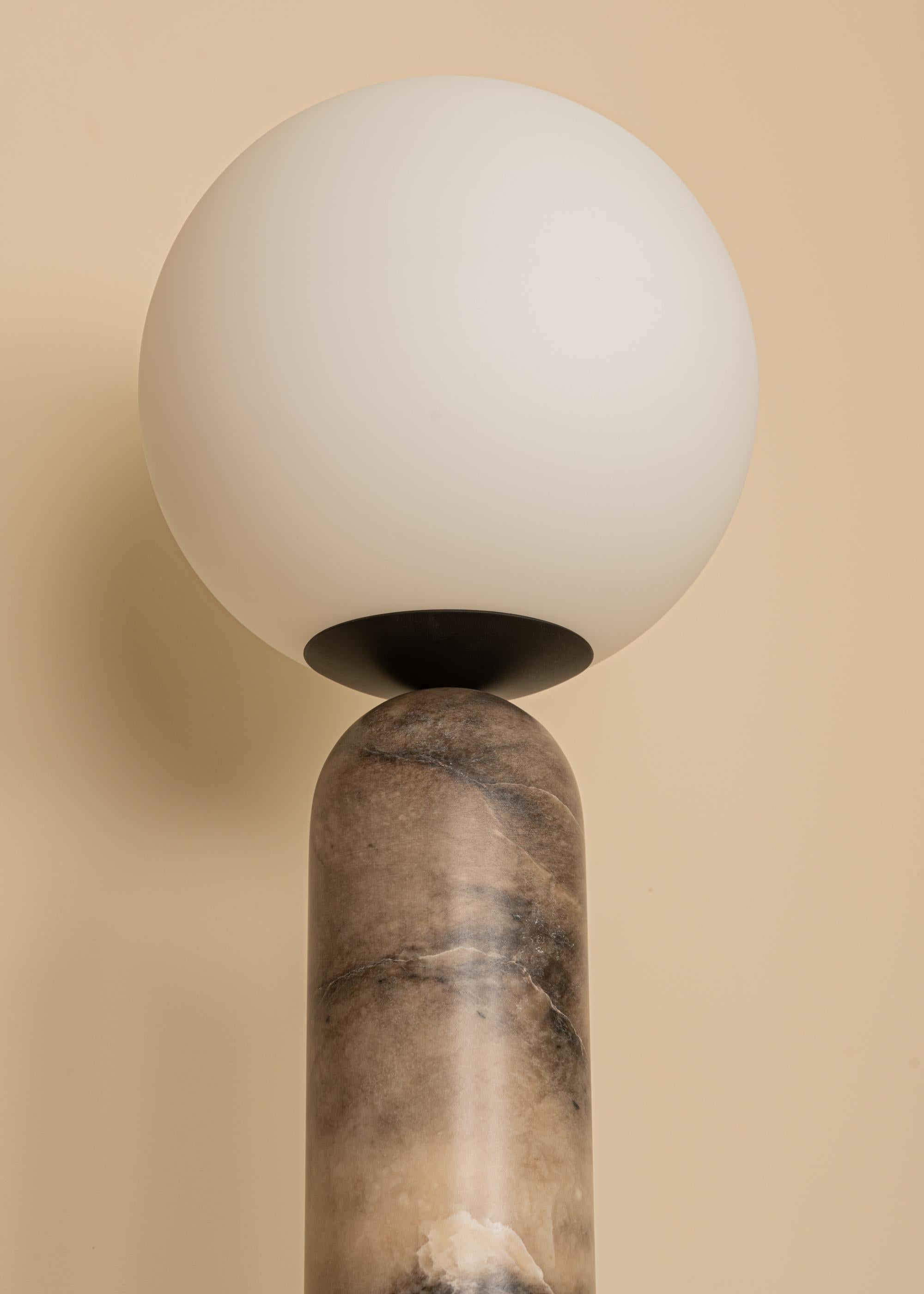Post-Modern Tobacco Alabaster and Steel Atlas Table Lamp by Simone & Marcel For Sale