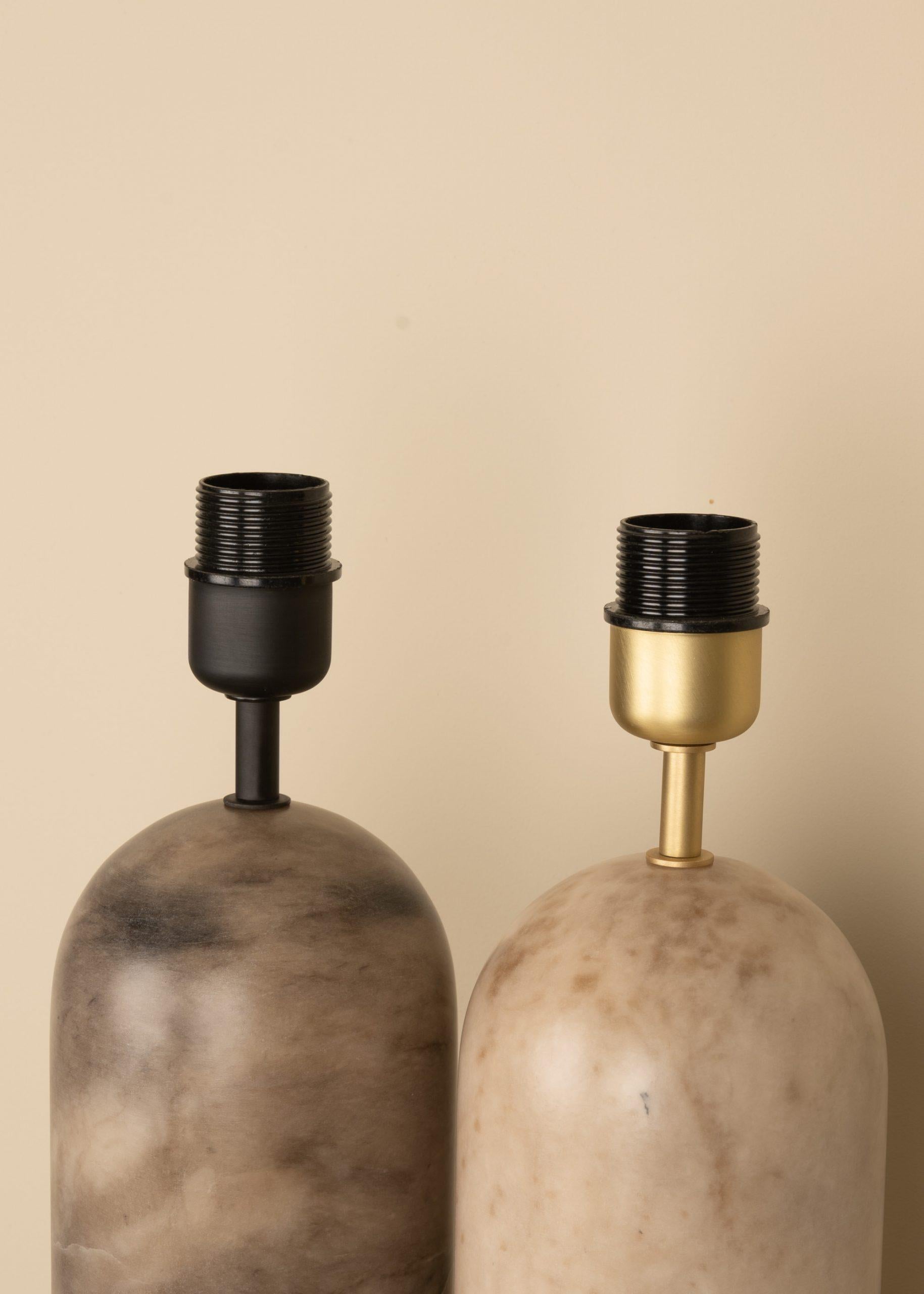 Tobacco Alabaster And Walnut Base Pura Kelo Double Table Lamp by Simone & Marcel Neuf - En vente à Geneve, CH