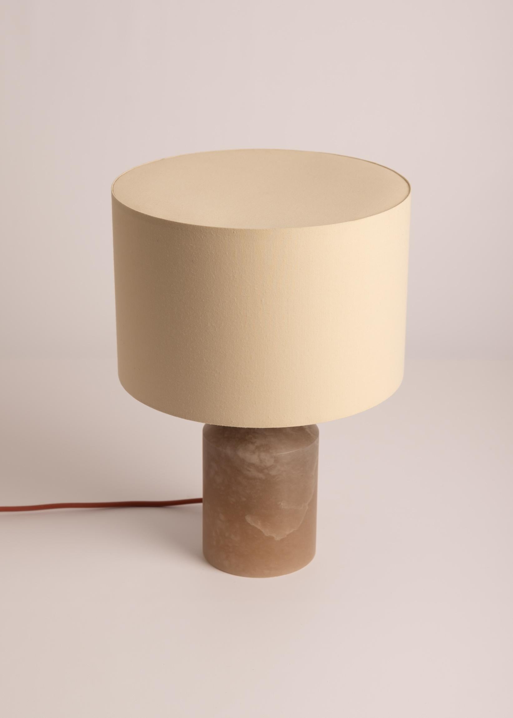 Tobacco Alabaster Josef Table Lamp by Simone & Marcel In New Condition For Sale In Geneve, CH