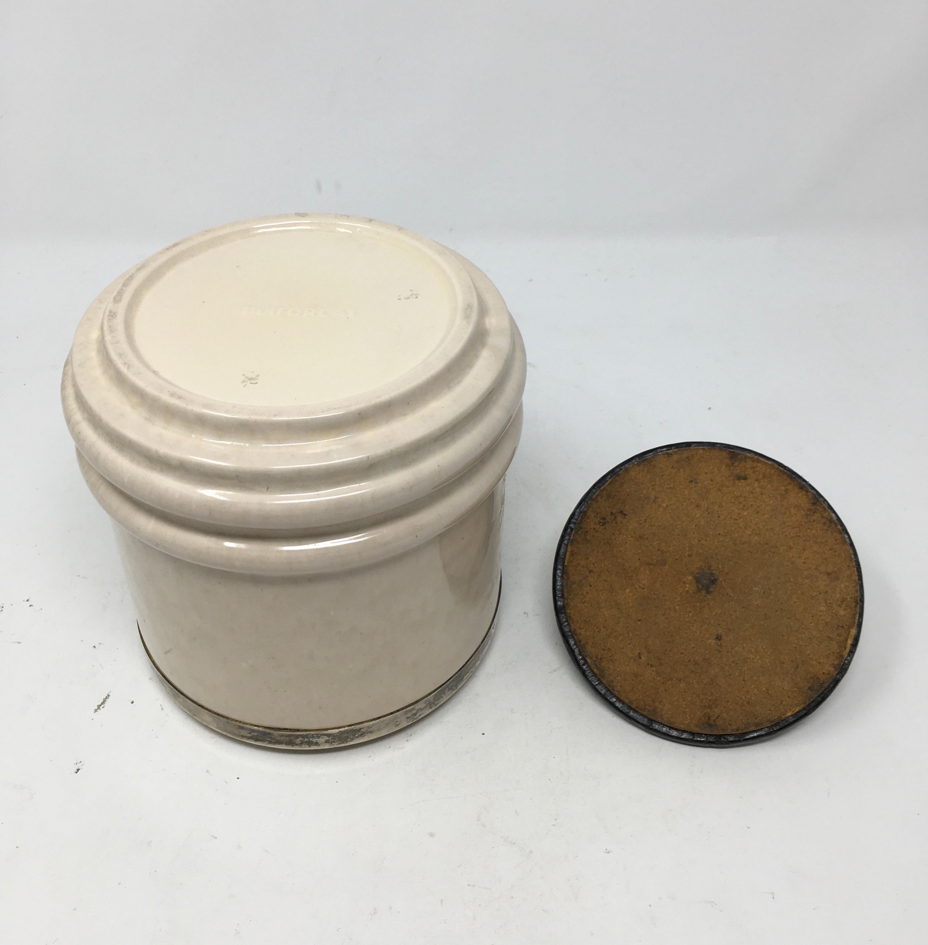 Tobacco Canister with Lid In Good Condition In Houston, TX