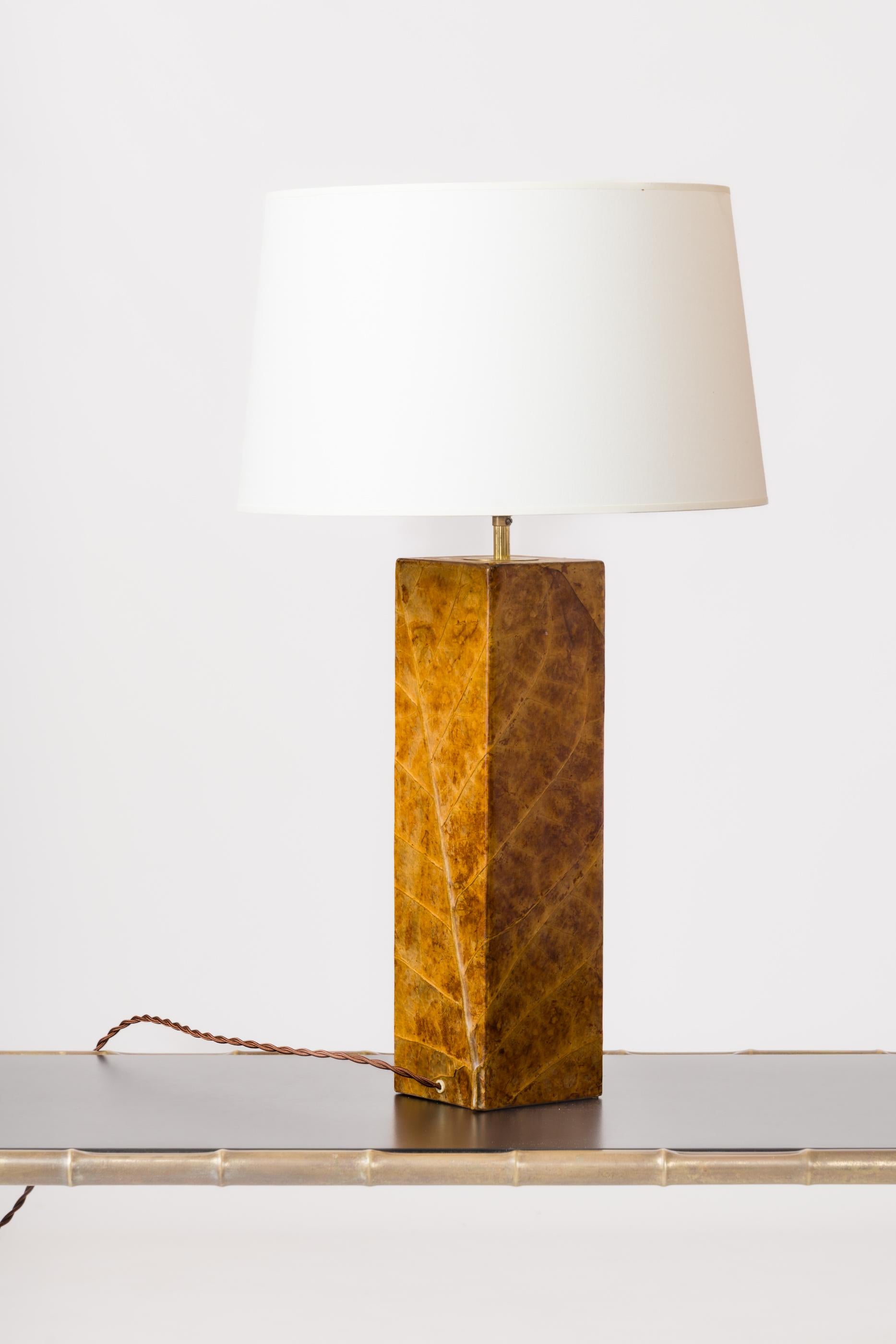Late 20th Century Tobacco Leaf in Resin Decorative Lamp - France 1970's For Sale