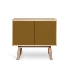 tobacco leaf lacquered handcrafted 2-door wooden cabinet by E. Gizard, Paris