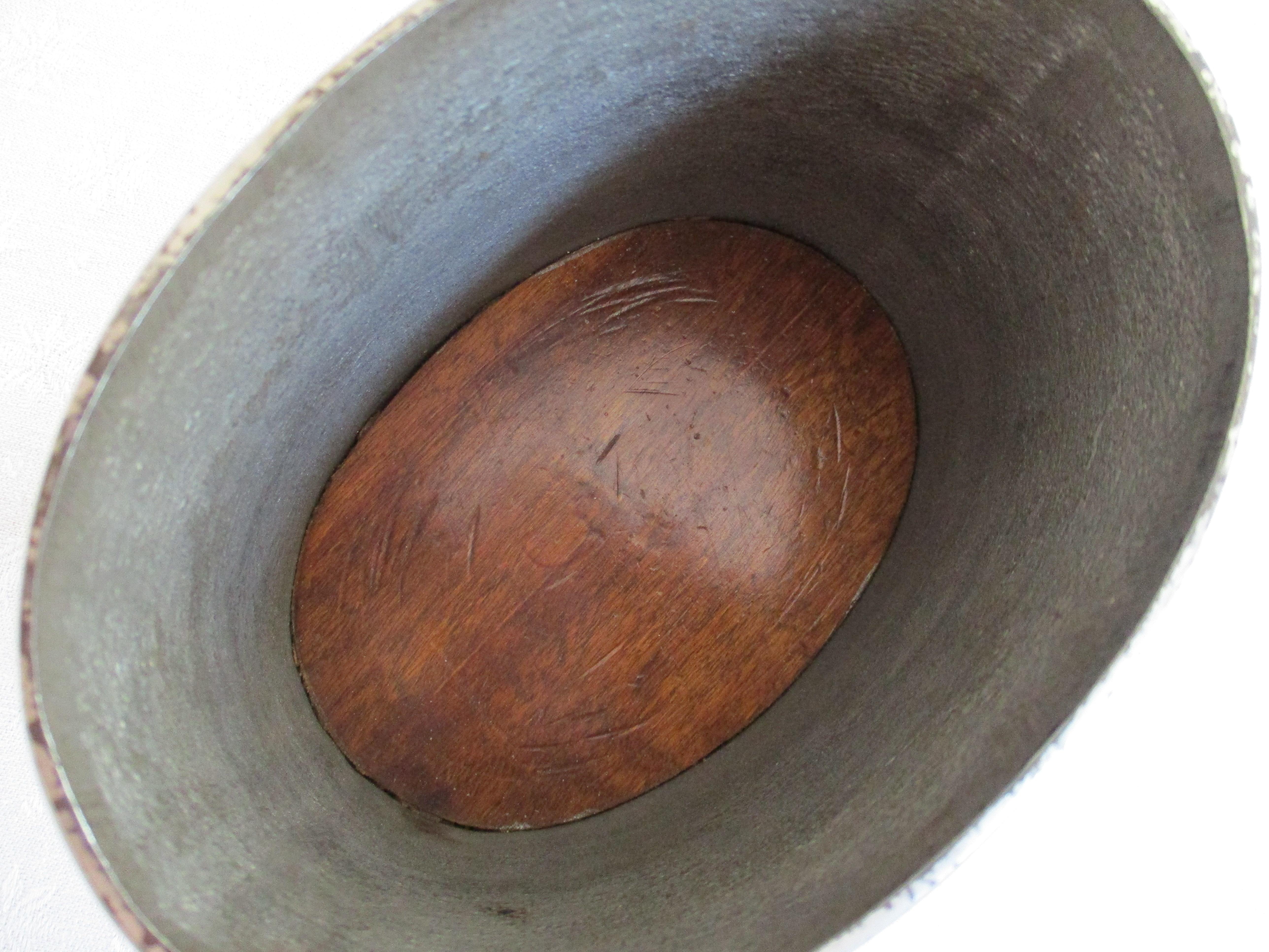 Fine XIX secolo Tabacchiera / Tea Caddy in stile giapponese/cinese in ghisa in vendita