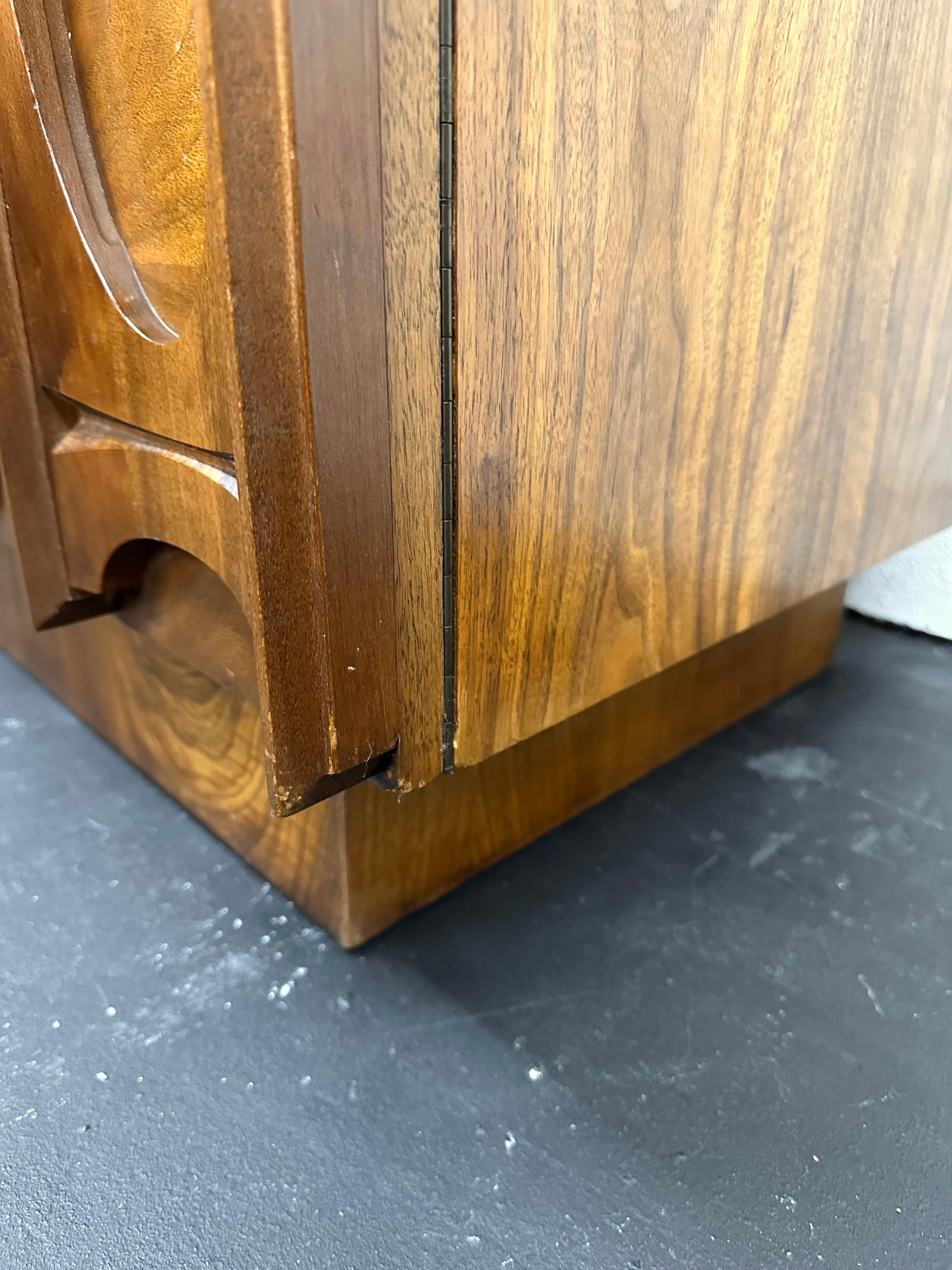 Tobago Brutalist Mid Century 2pc Walnut Credenza and Hutch 11