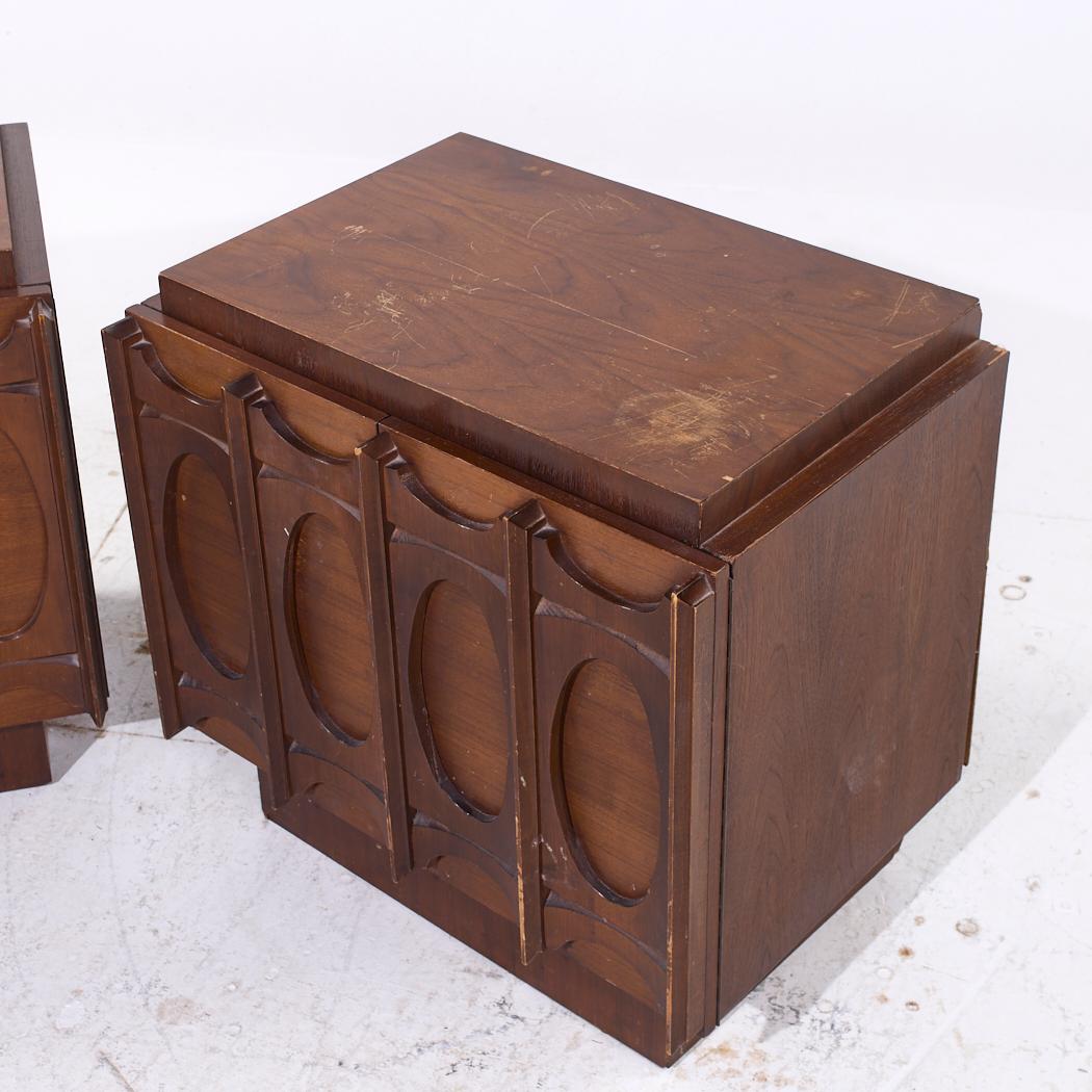 Tobago Brutalist Mid Century Walnut Nightstands - Pair For Sale 4