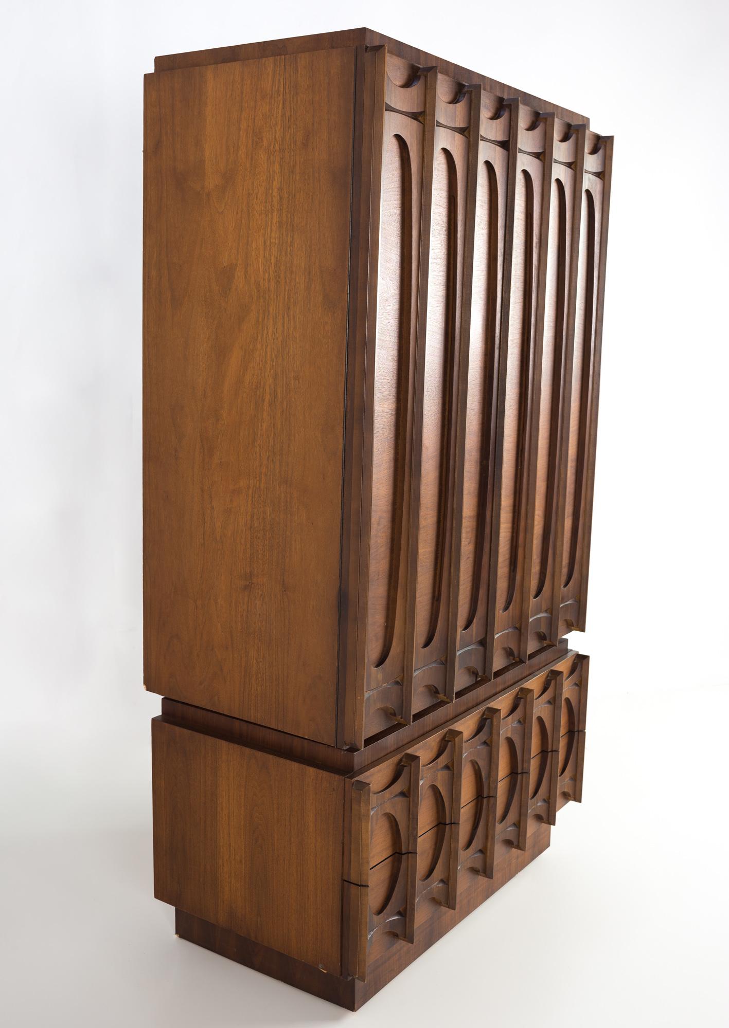 mcm armoire