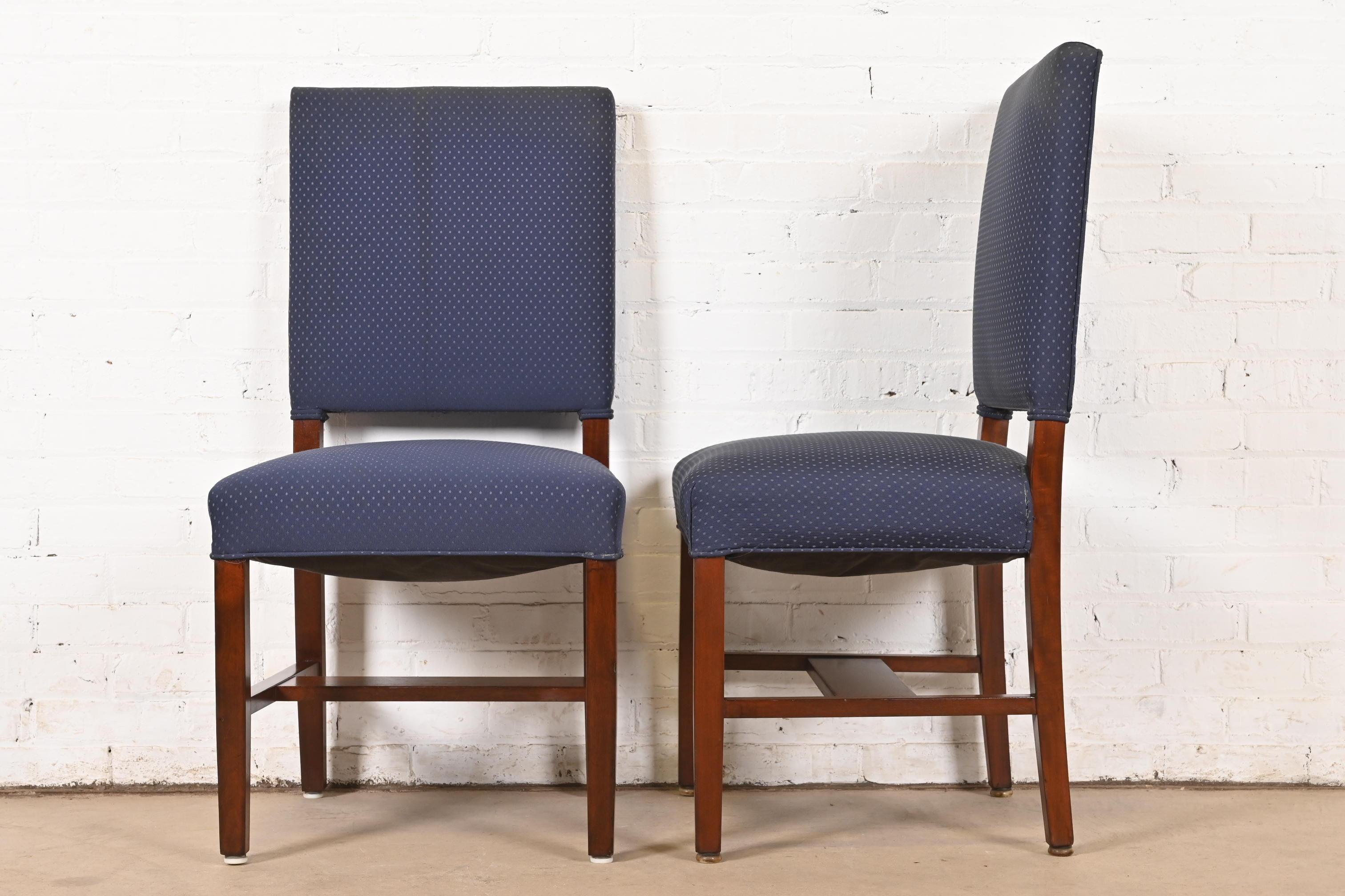 Tobey Furniture Chaises de salle à manger en acajou de style Arts and Crafts, ensemble de quatre en vente 1