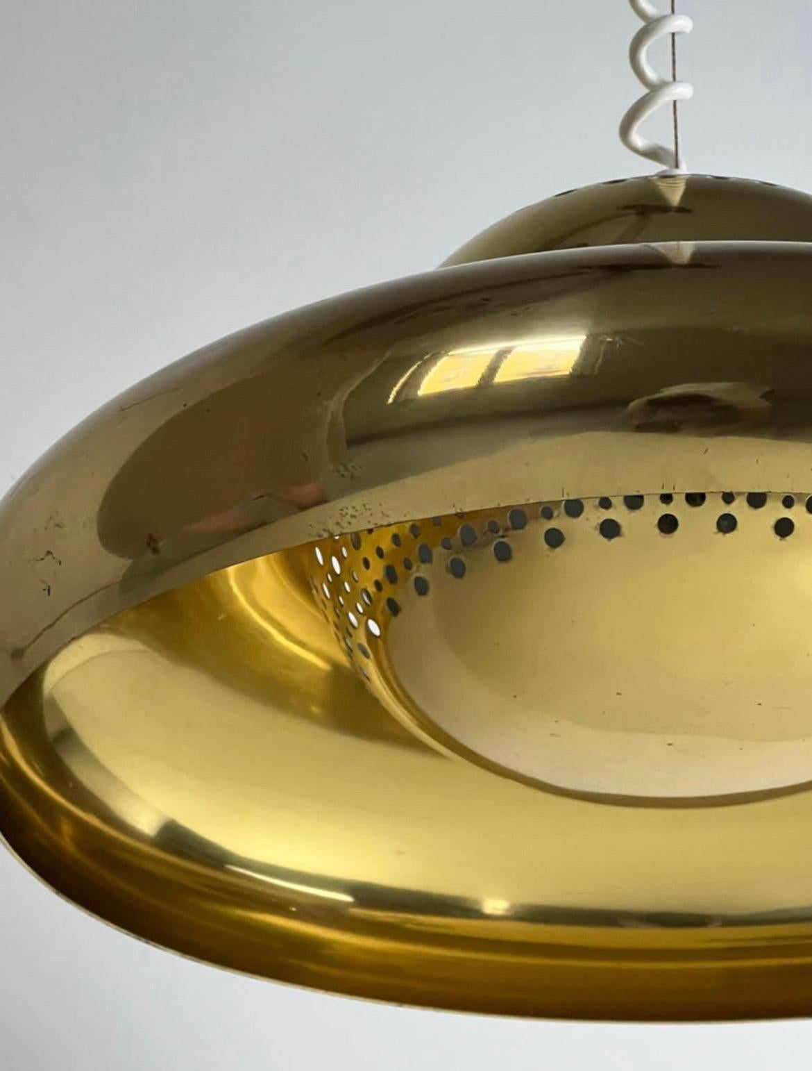 Tobia & Afra Scarpa ceiling light in Brass  In Good Condition For Sale In Brooklyn, NY