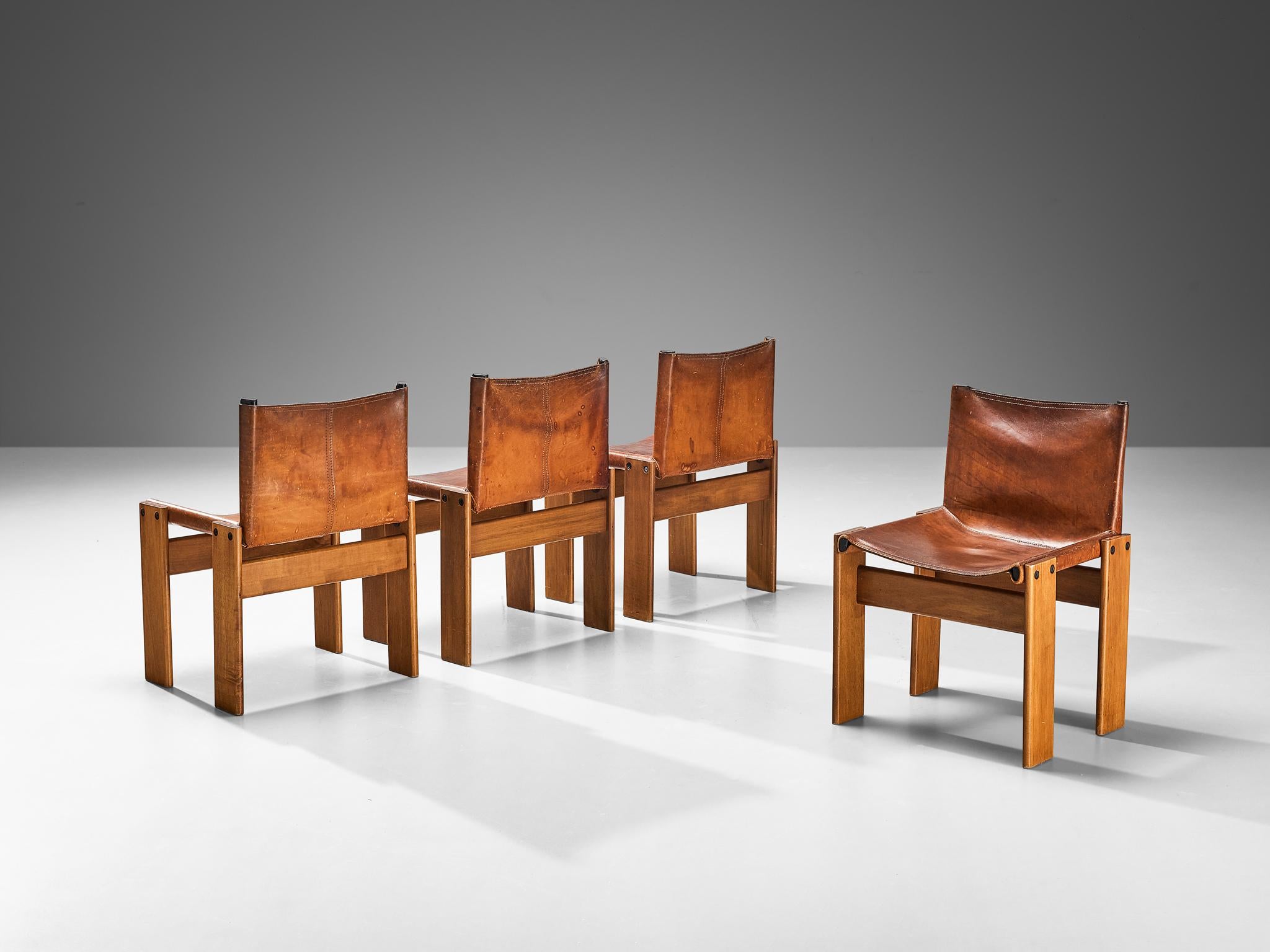 Afra & Tobia Scarpa for Molteni, set of four 'Monk' dining chairs, ash, cognac leather, Italy, design 1974

Set of four 'Monk' chairs by Italian designers Afra & Tobia Scarpa. The cognac leather forms a striking combination with the ash wood.