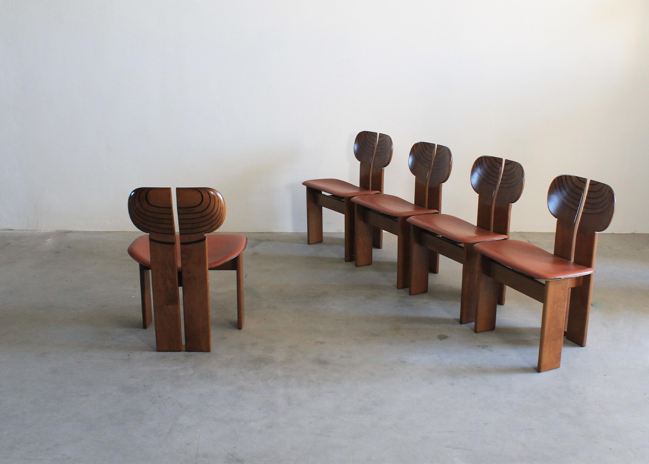 Italian Tobia & Afra Scarpa Five Africa Dining Chairs by Maxalto Artona 1970s Italy