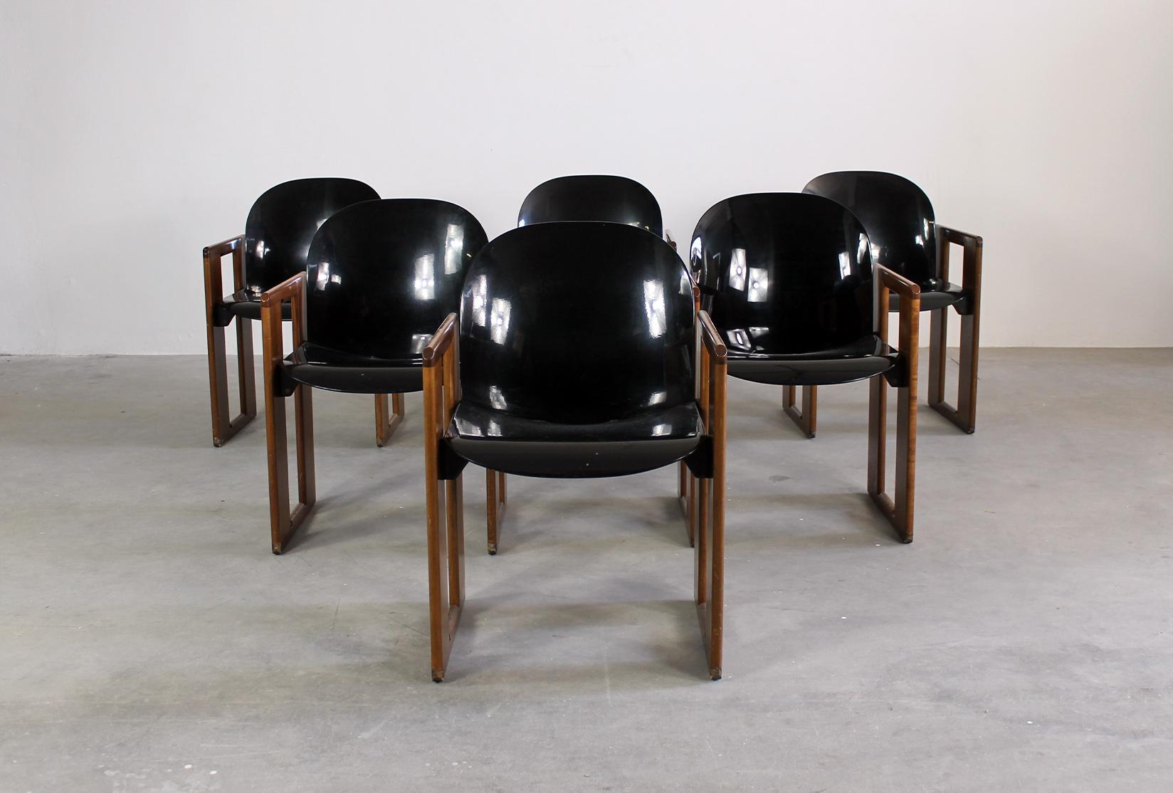 Tobia & Afra Scarpa Set of Six Black Dialogo Dining Chairs by B&B 1973  In Good Condition For Sale In Montecatini Terme, IT