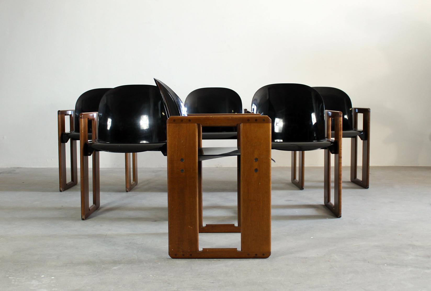 Tobia & Afra Scarpa Set of Six Black Dialogo Dining Chairs by B&B 1973  For Sale 1