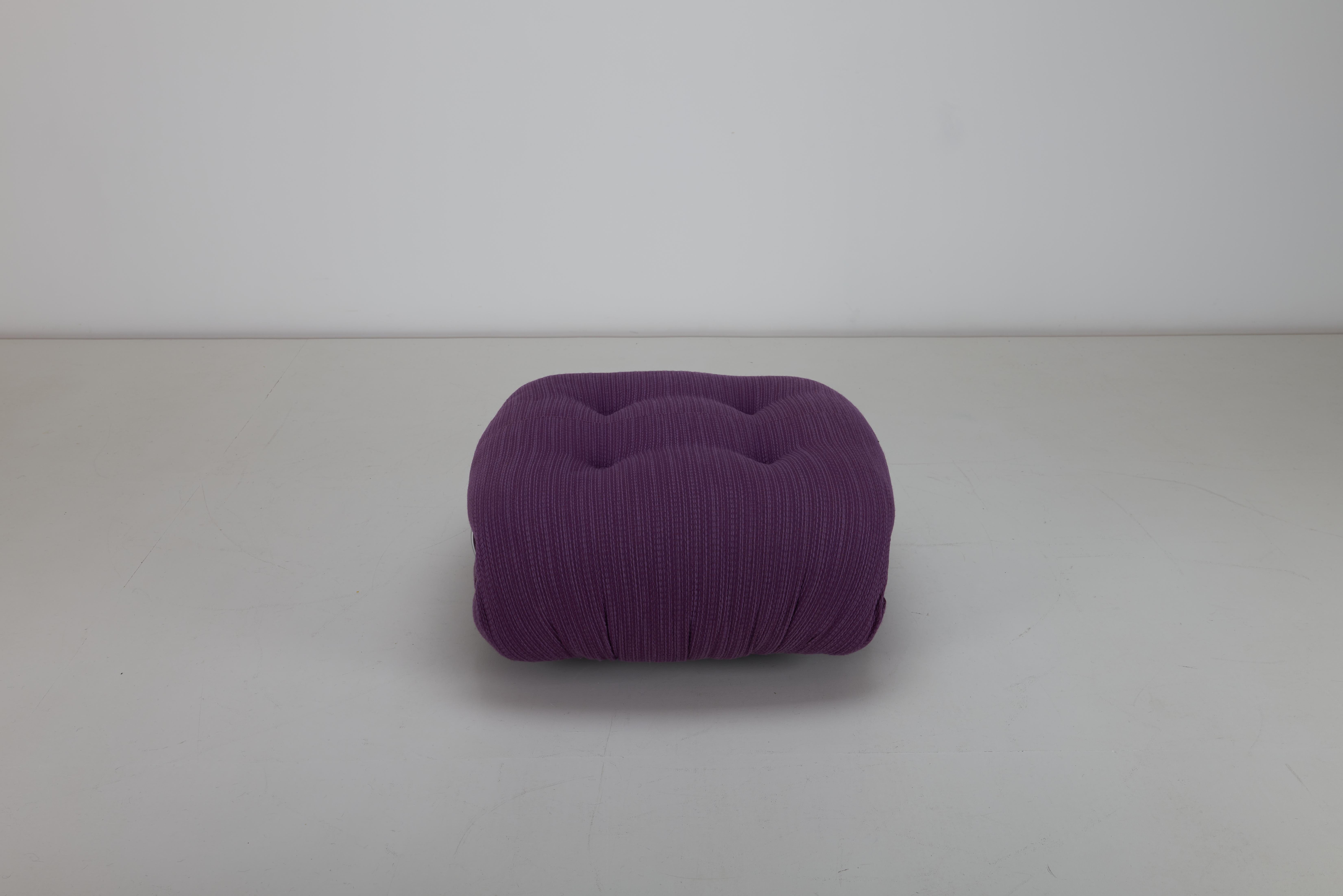Otomana / Reposapiés Vintage Tobia & Tobia Scarpa Soriana para Cassina 1969 Italiano en venta