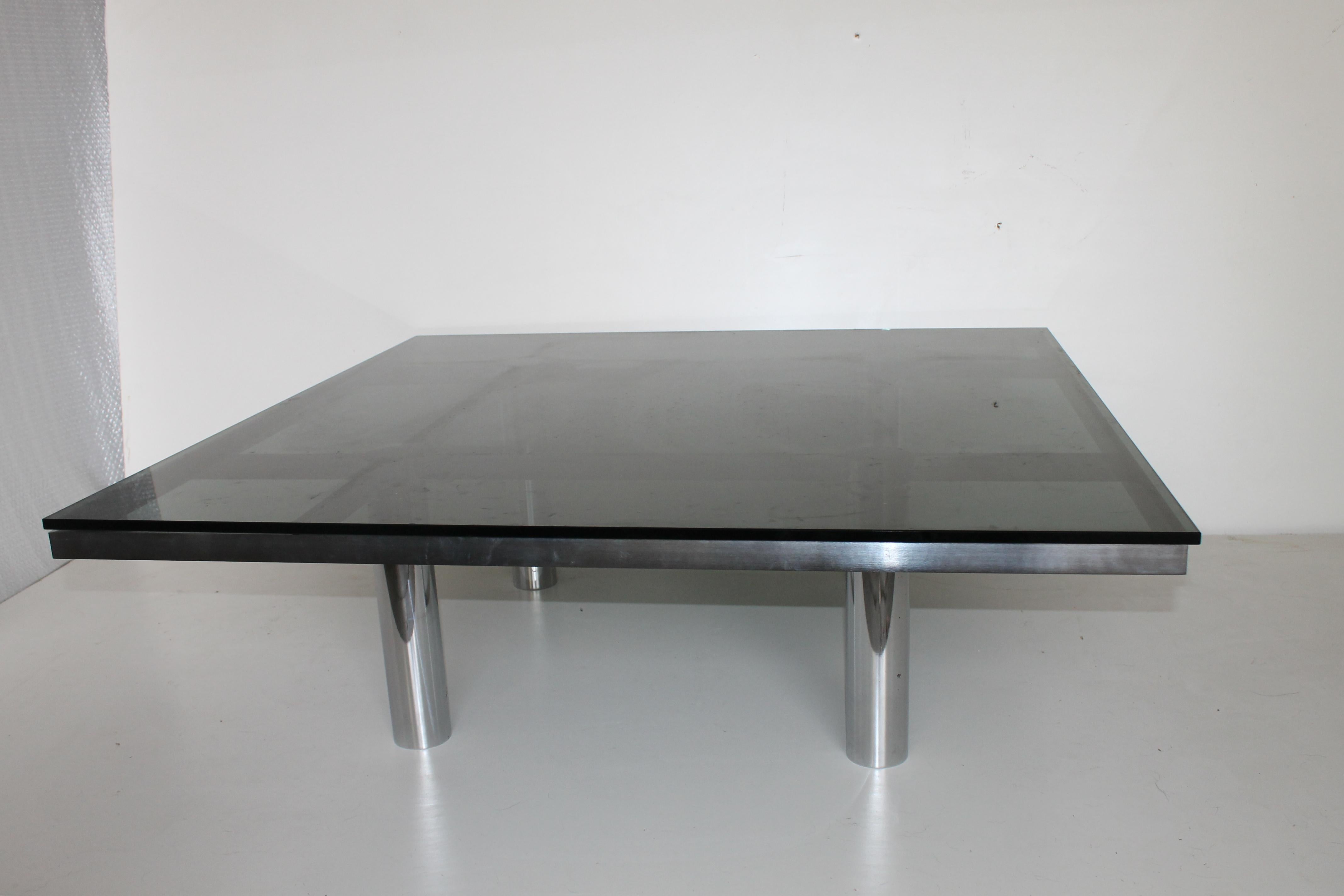 andre coffee table