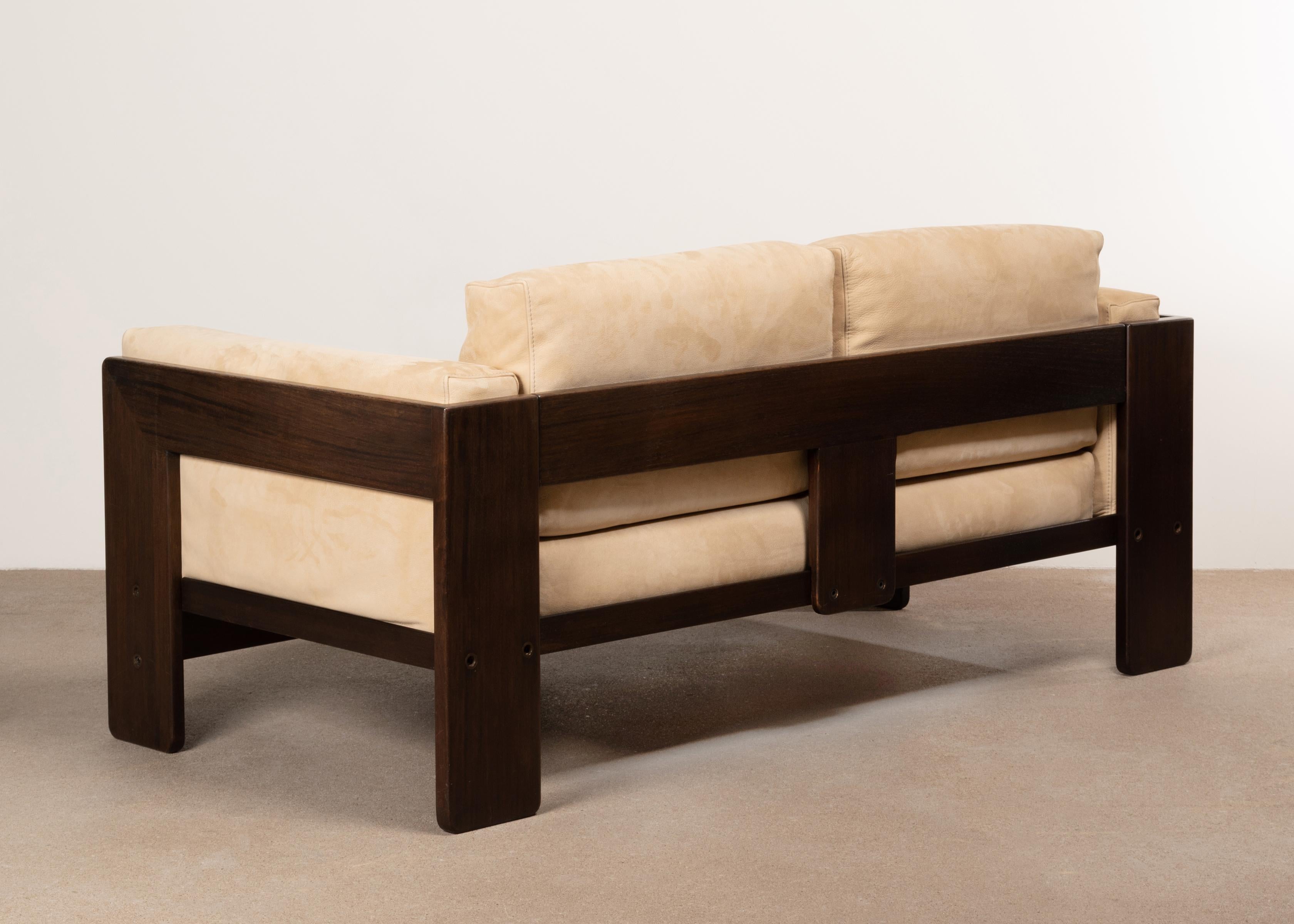 Tobia Scarpa Bastiano 2-Seater Sofa in Walnut and Beige Suede Leather for Knoll In Good Condition In Amsterdam, NL