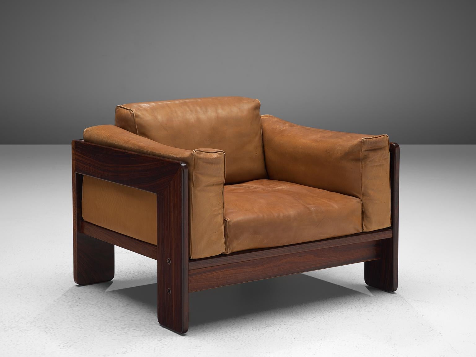 Tobia Scarpa for Knoll, 'Bastiano' club chair, leather and rosewood, Italy, design 1960, manufactured in 1970s.

Beautiful Bastiano club chair made with a rosewood frame and cognac leather cushions. Tobia Scarpa designed the Bastiano series for the