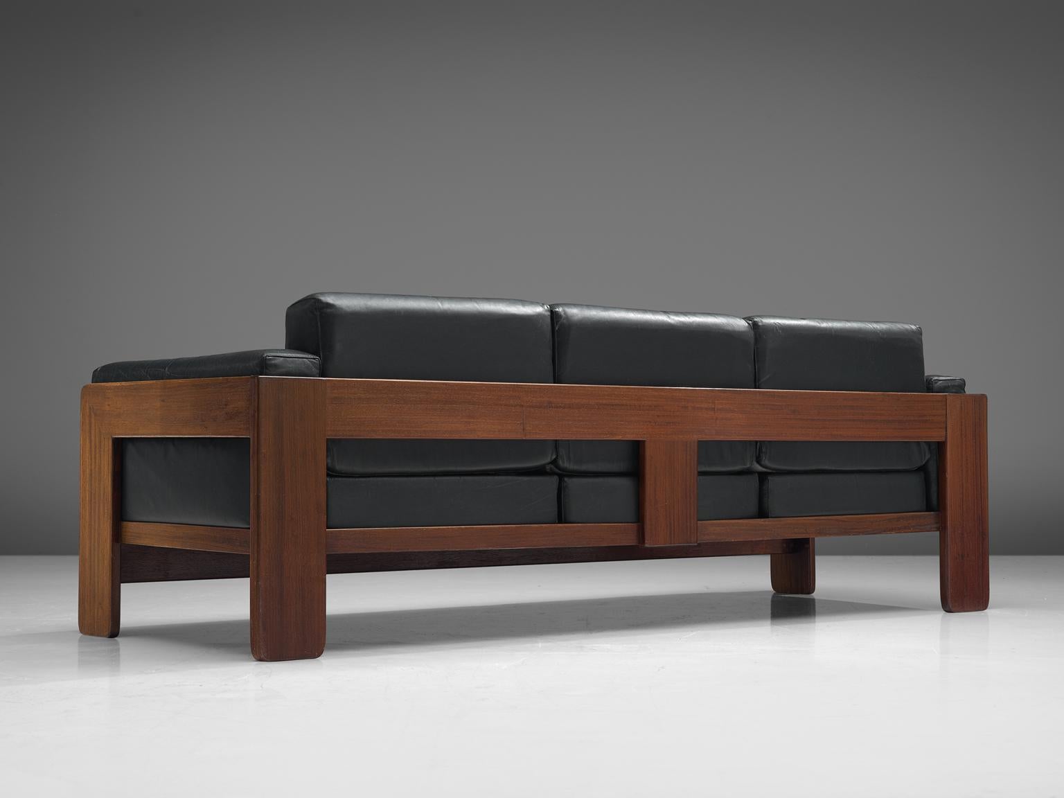 Tobia Scarpa 'Bastiano' Living Room Set in Walnut and Black Leather In Good Condition In Waalwijk, NL