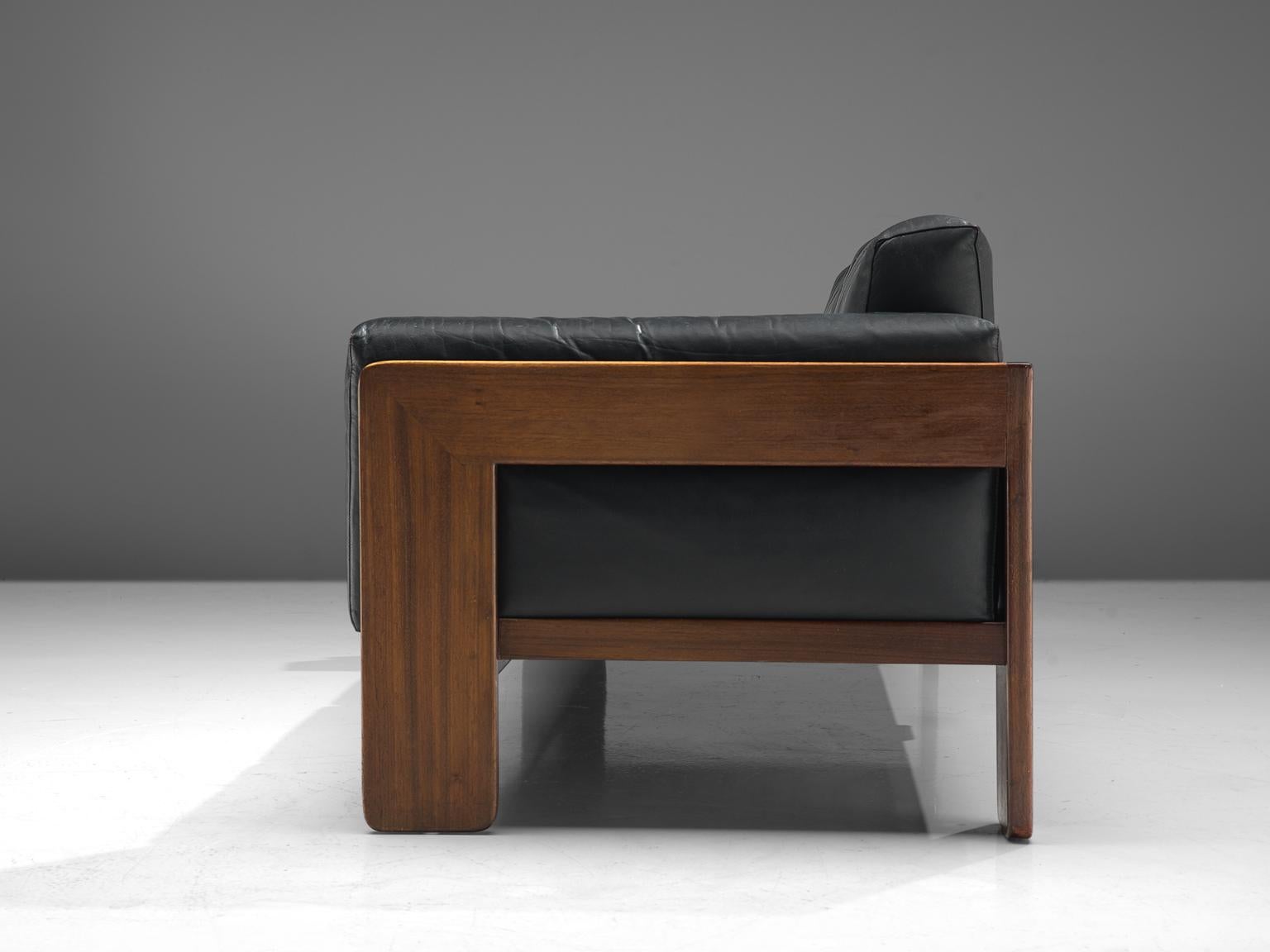 Tobia Scarpa 'Bastiano' Sofa in Walnut and Black Leather In Good Condition In Waalwijk, NL