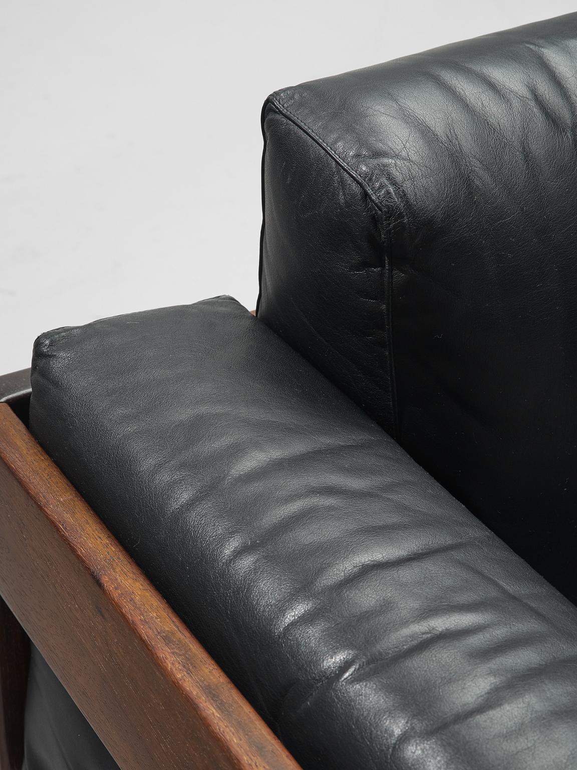 Tobia Scarpa 'Bastiano' Sofa in Walnut and Black Leather 3