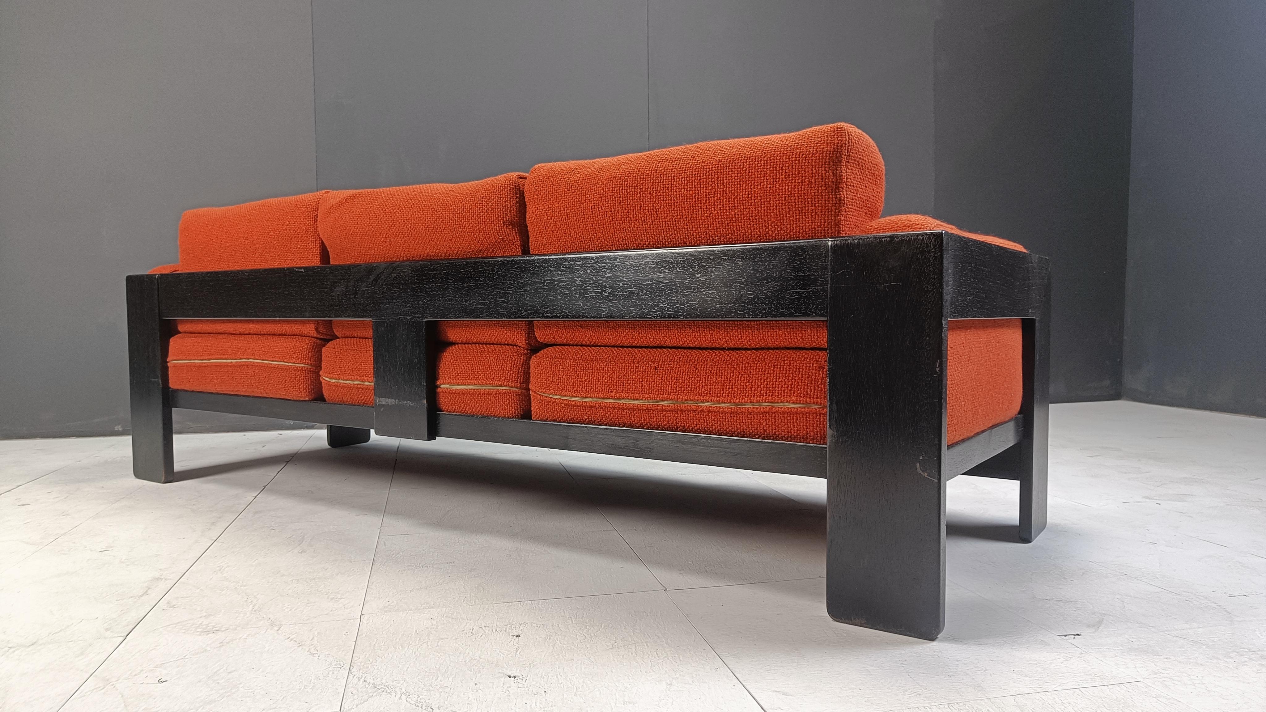 Tobia Scarpa  'Bastiano' three seater sofa by Knoll, 1970s 6