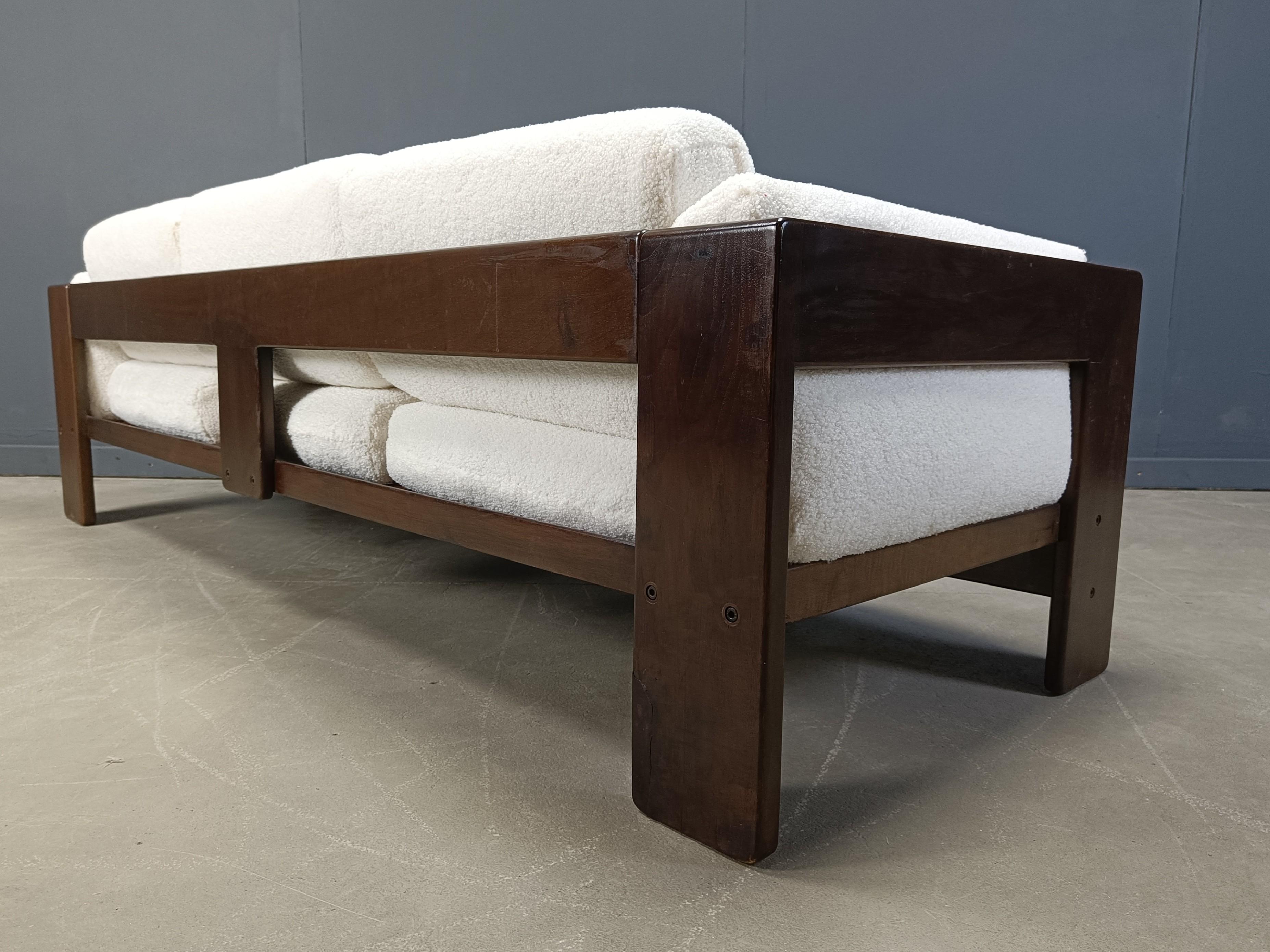 Tobia Scarpa  Sofá de tres plazas 'Bastiano' de Knoll, años 70 finales del siglo XX en venta