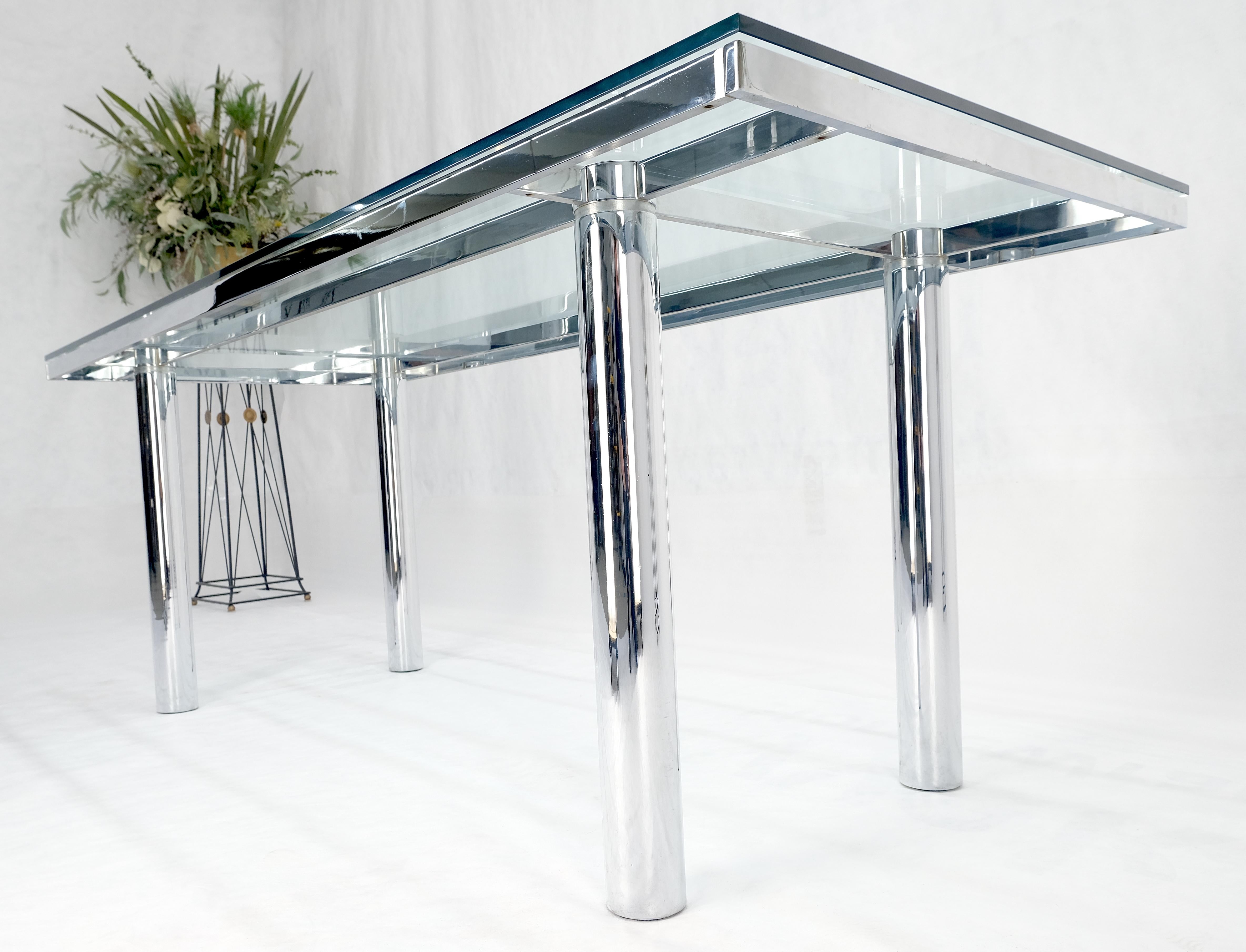 Tobia Scarpa Chrome Base Rectangle Glass Top 4 Cylinder legs Table de salle à manger Mint ! en vente 4