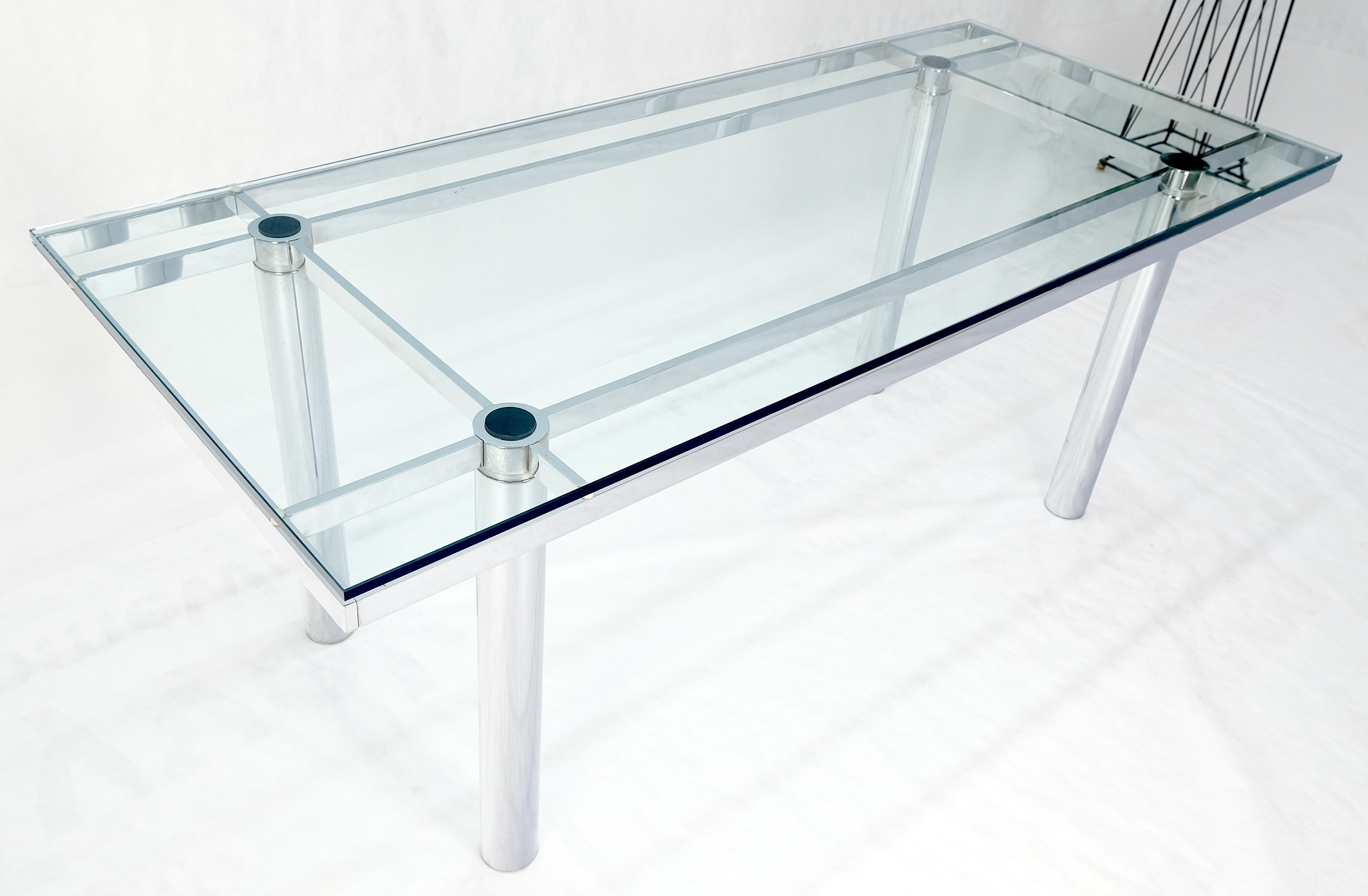 Tobia Scarpa Chrome Base Rectangle Glass Top 4 Cylinder legs Table de salle à manger Mint ! en vente 5