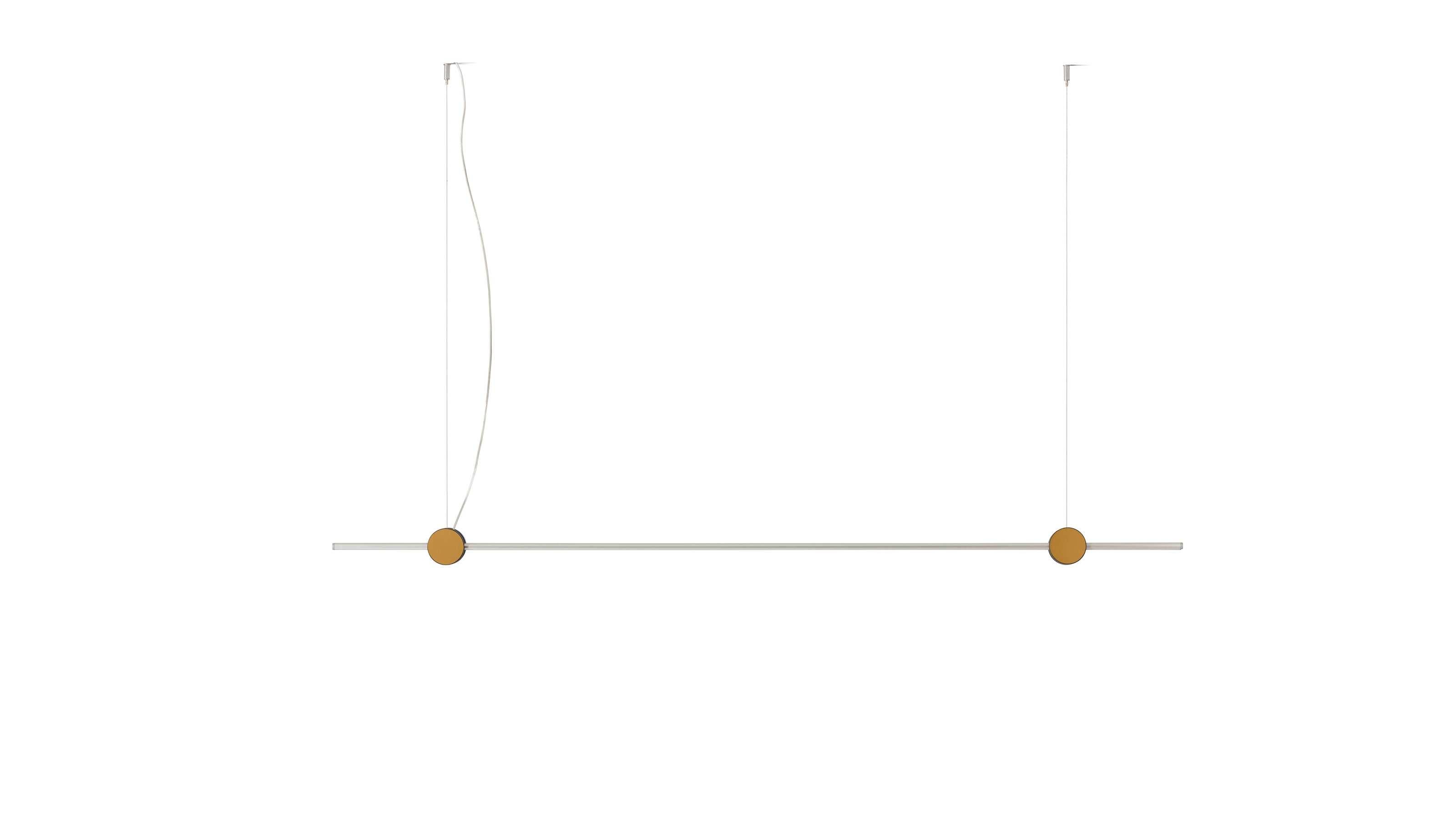 Lampada della linea Eitie di Tobia Scarpa per Cassina

Una lampada a sospensione disegnata da Tobia Scarpa, che prende forma come una struttura apparentemente semplice con una tecnologia sofisticata e innovativa, disponibile in due lunghezze.

La