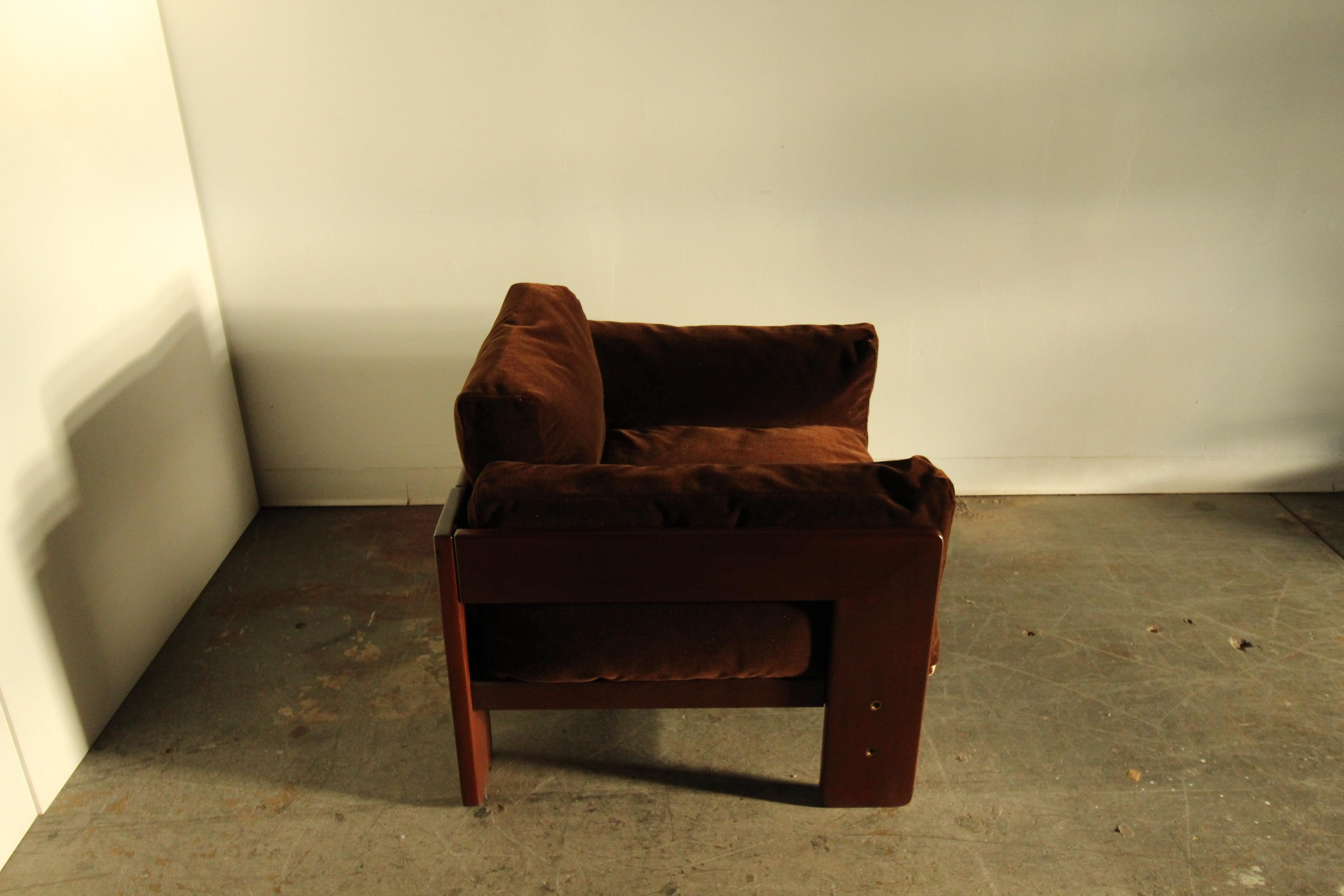 Tobia Scarpa for Gavina 'Bastiano' Brown Mohair Lounge Chair, 1970s 5