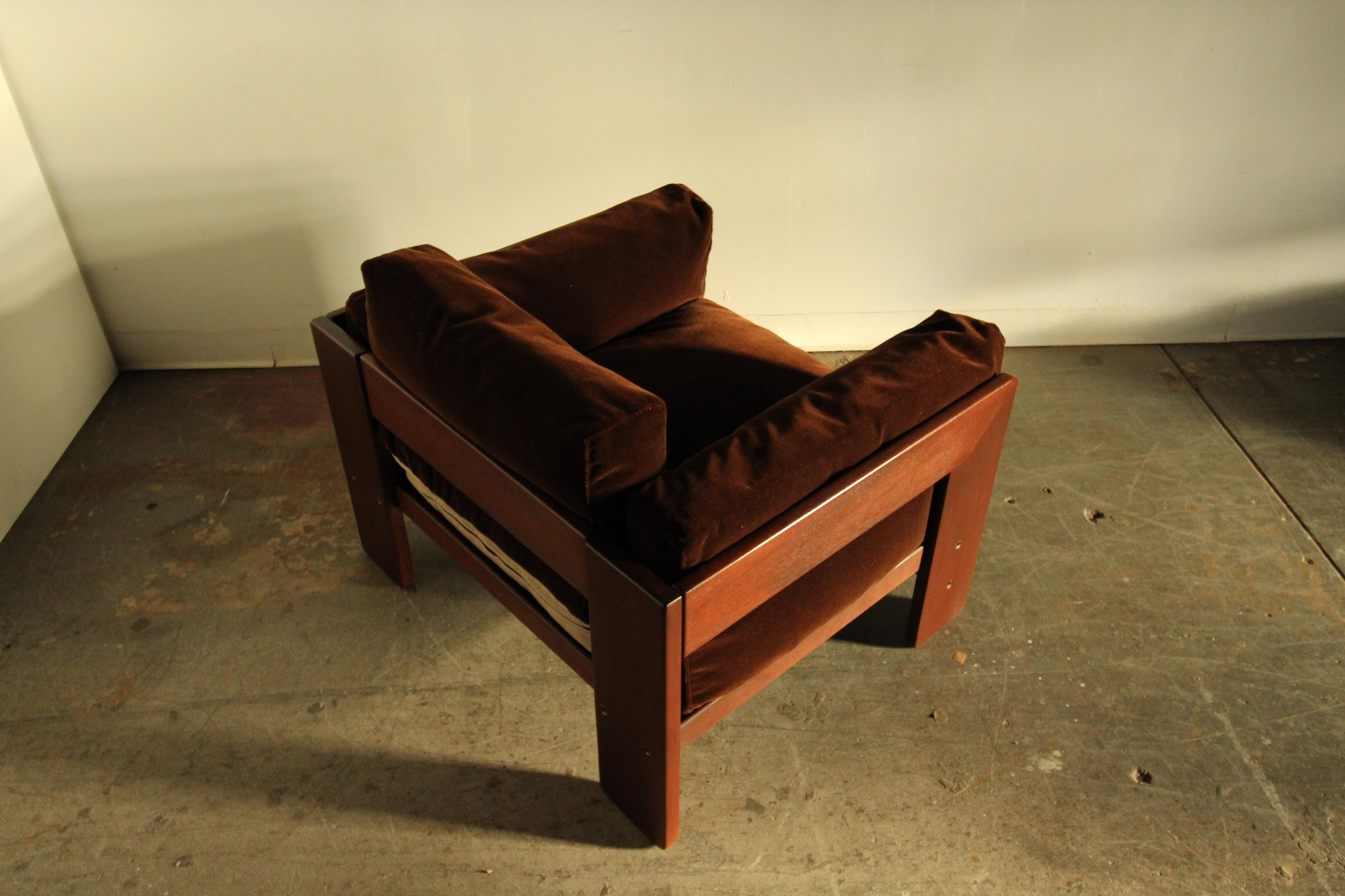 Tobia Scarpa for Gavina 'Bastiano' Brown Mohair Lounge Chair, 1970s 8
