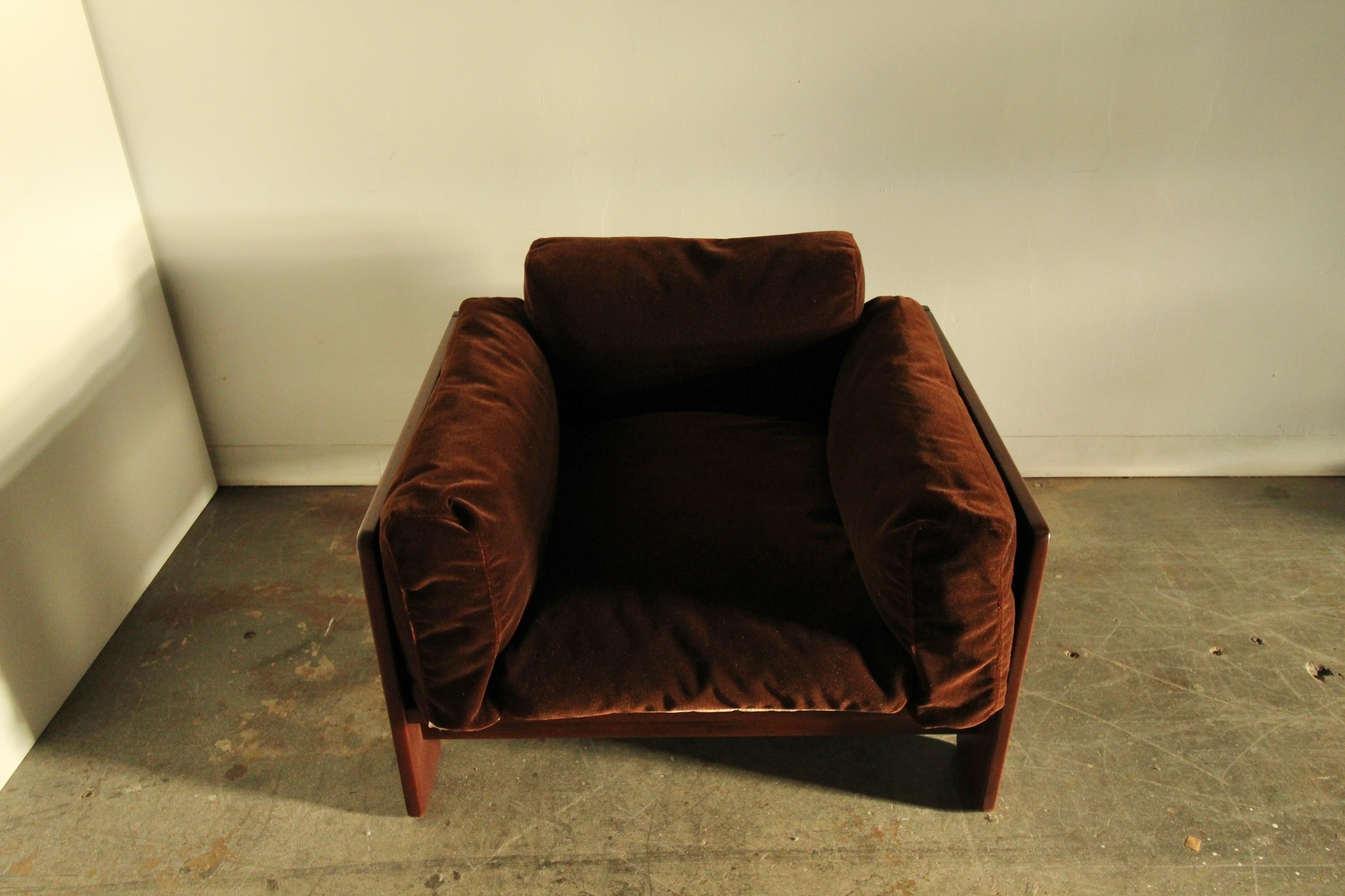 Tobia Scarpa for Gavina 'Bastiano' Brown Mohair Lounge Chair, 1970s 9