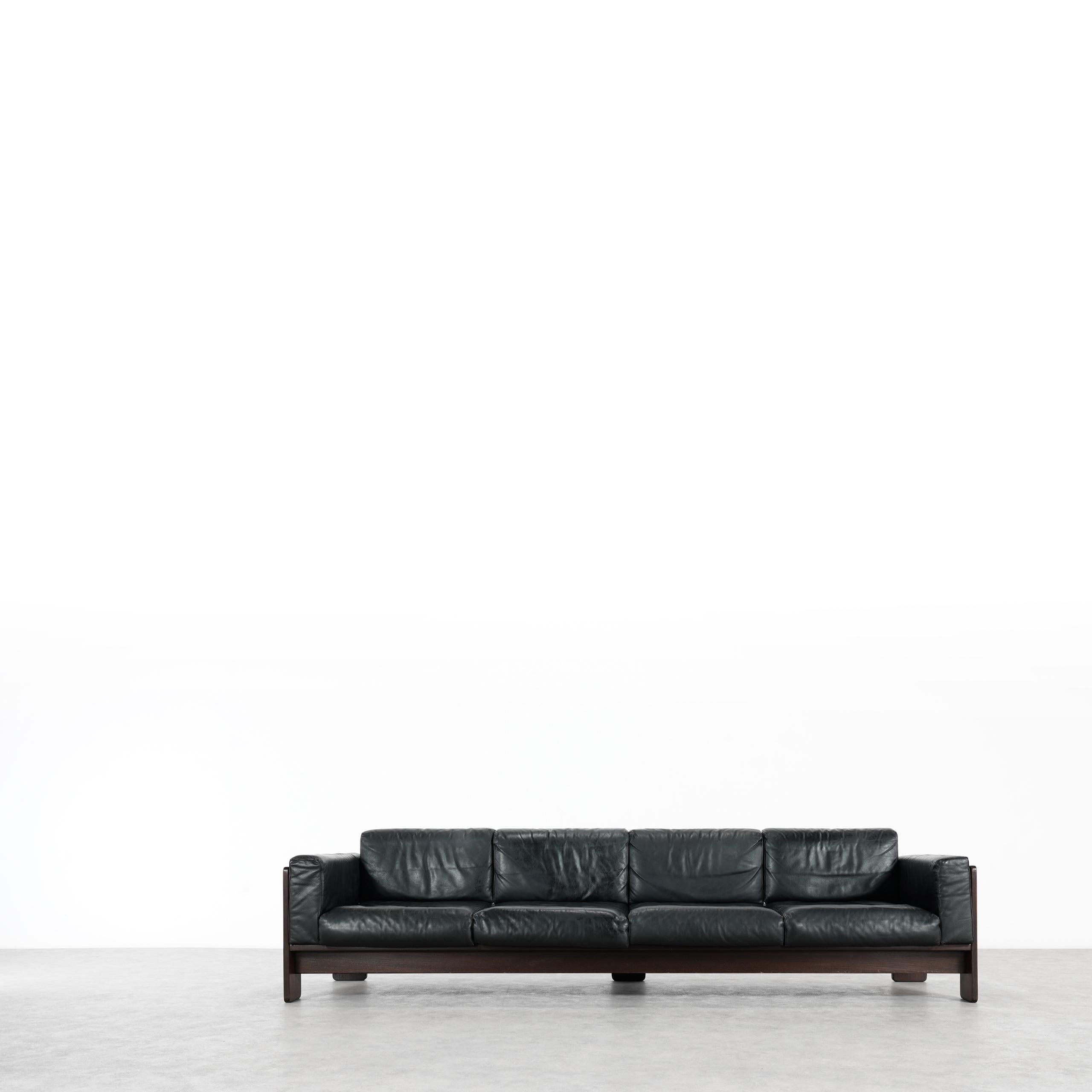 Mid-Century Modern Tobia Scarpa for Knoll International, Extralarge Bastiano Sofa in Leather 4-Seat