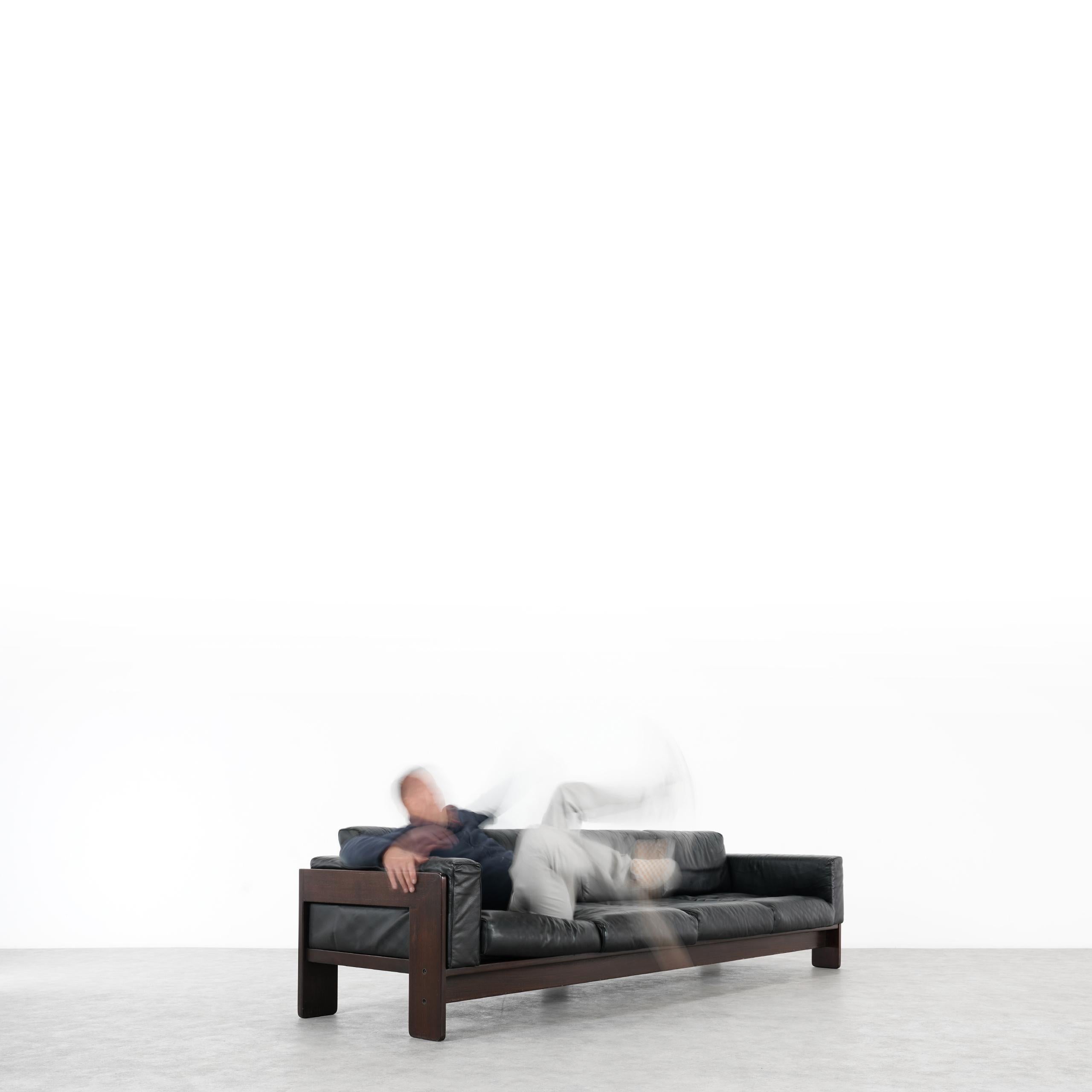Mid-20th Century Tobia Scarpa for Knoll International, Extralarge Bastiano Sofa in Leather 4-Seat