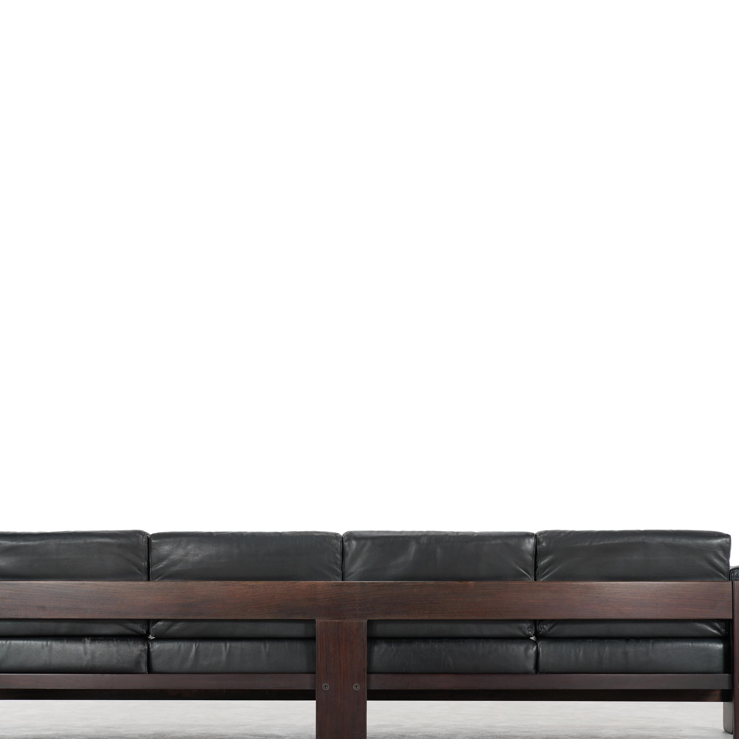 Tobia Scarpa for Knoll International, Extralarge Bastiano Sofa in Leather 4-Seat 3