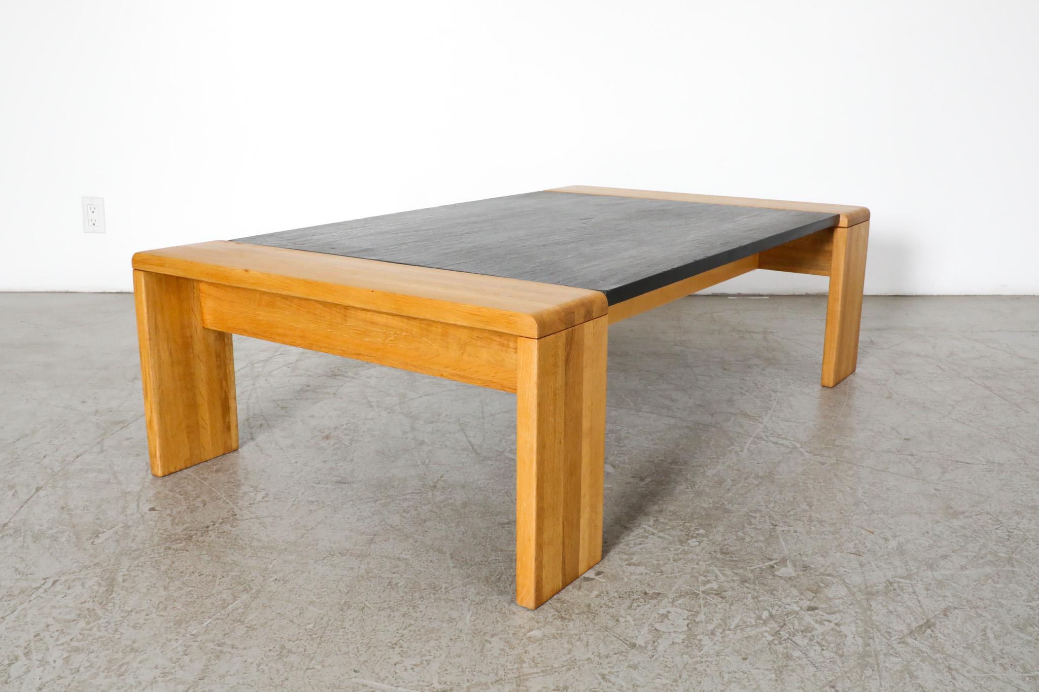Table basse et table d'appoint inspirée de Tobia Scarpa en teck et pierre par Leolux 1