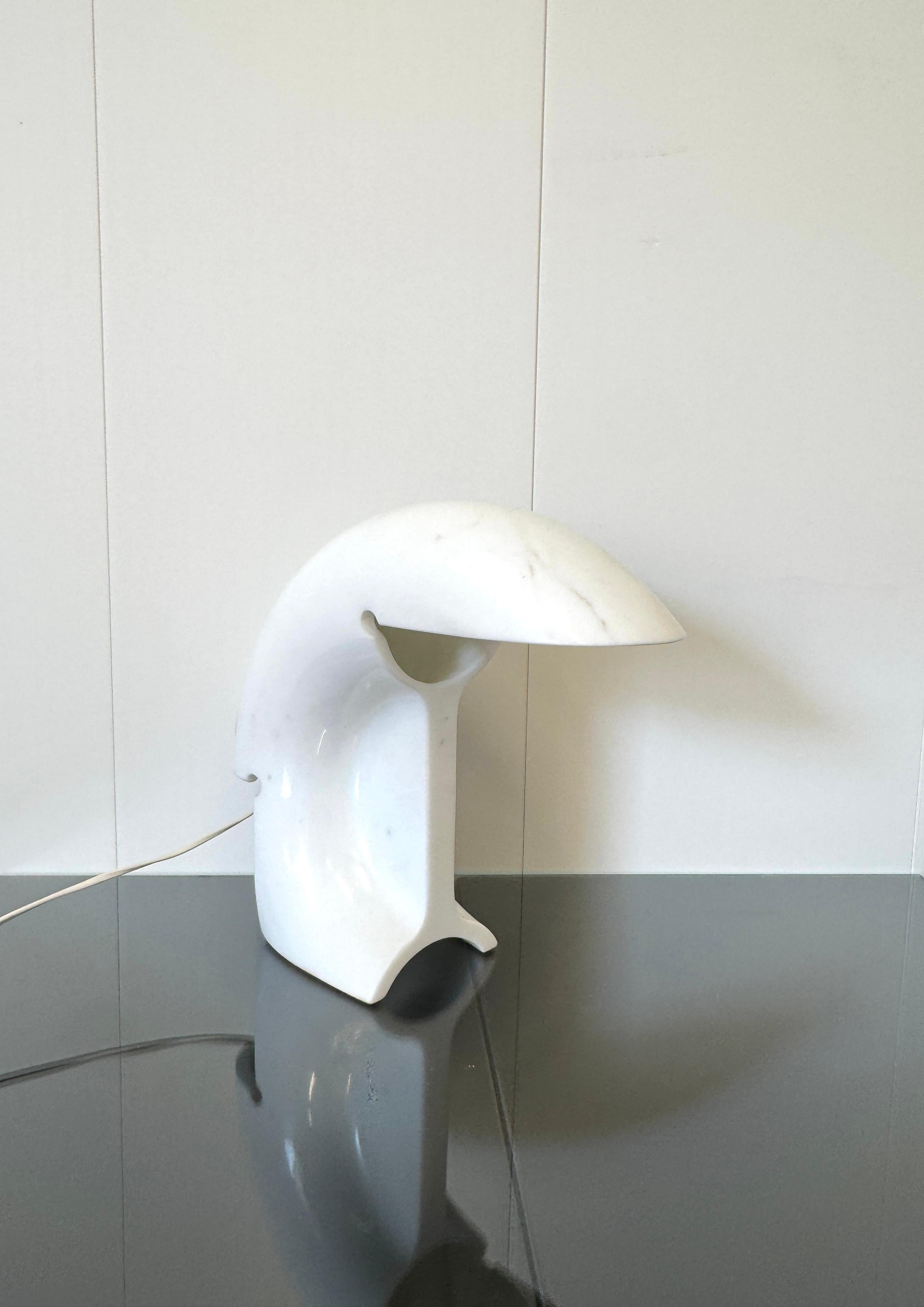 Tobia Scarpa , Table lamp mod. Biagio, prod. Flos, 1960s For Sale 3