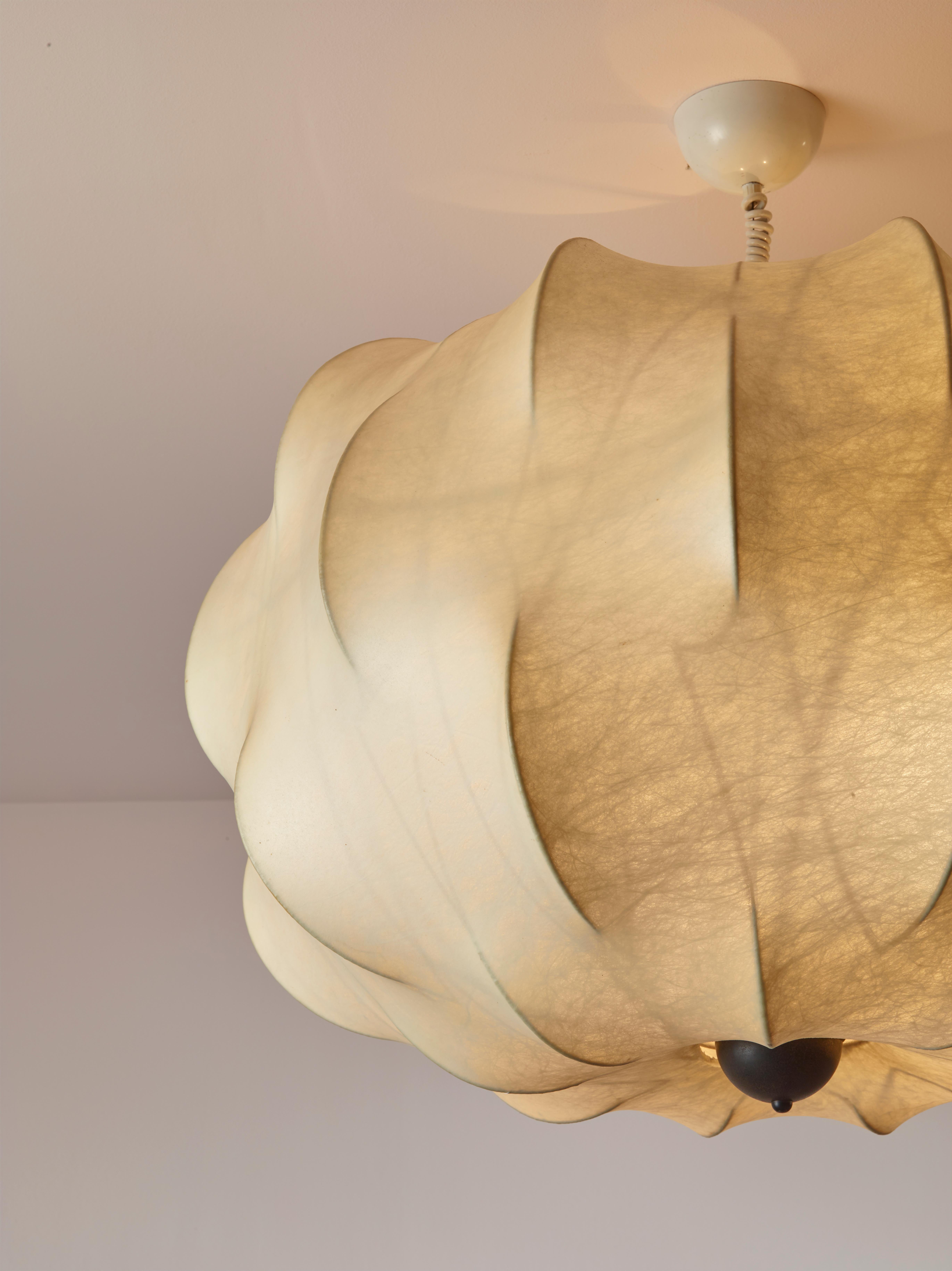 Tobia Scarpa Large Italian Mid Century Cocoon Nuvola Chandelier Flos, Italy 1962 In Good Condition In Chiavari, Liguria