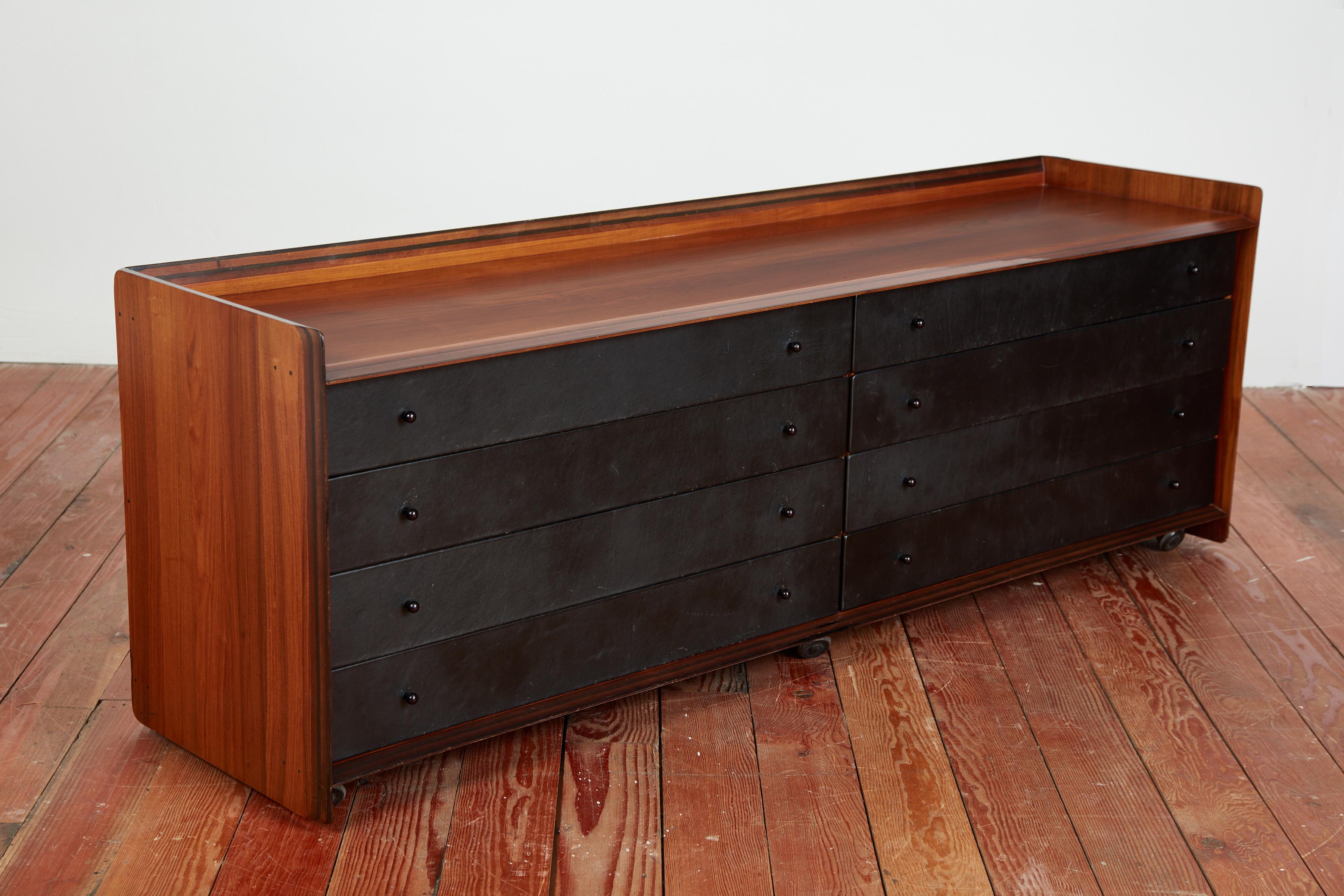 Tobia Scarpa Leather Dresser In Good Condition For Sale In Beverly Hills, CA