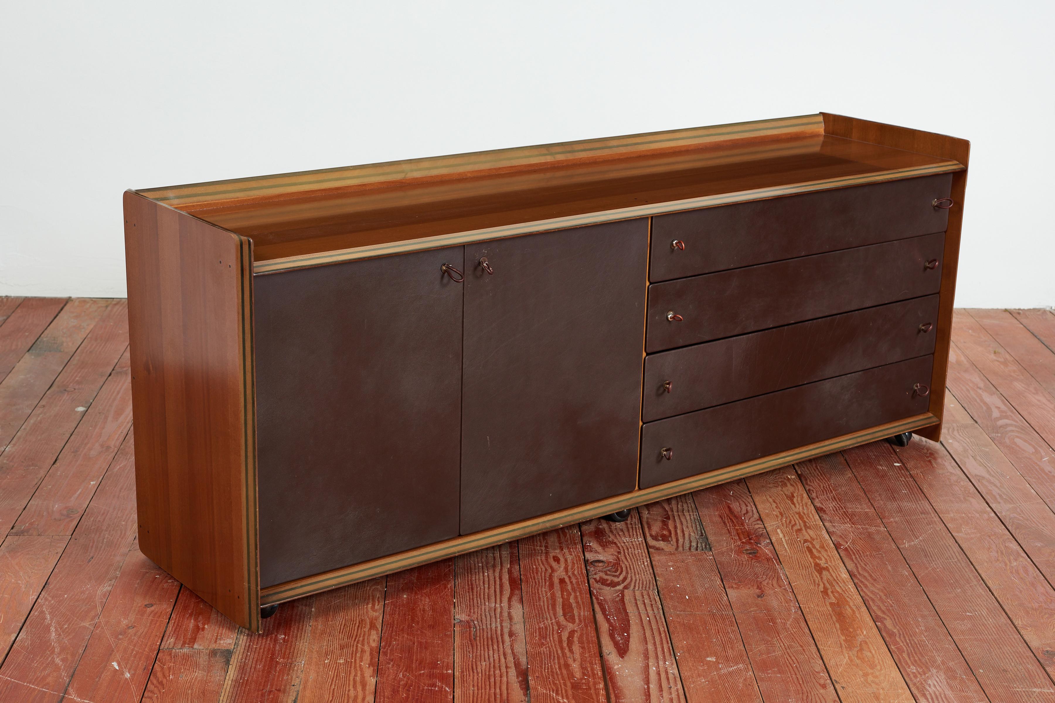 Late 20th Century Tobia Scarpa Leather Dresser  For Sale