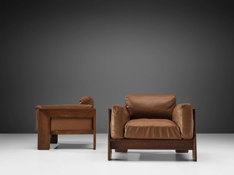 Tobia Scarpa Pair of 'Bastiano' Club Chairs in Brown Leather and Walnut In Good Condition In Waalwijk, NL