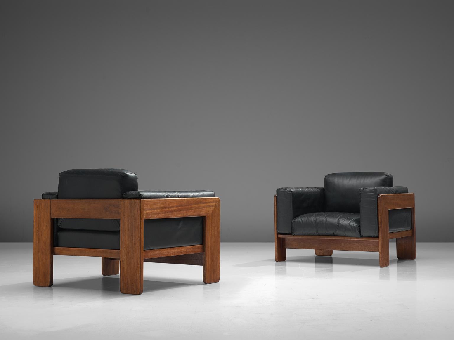 Mid-Century Modern Tobia Scarpa Pair of 'Bastiano' Club Chairs in Walnut and Black Leather