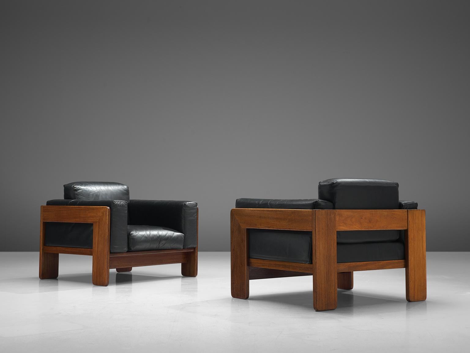 Italian Tobia Scarpa Pair of 'Bastiano' Club Chairs in Walnut and Black Leather