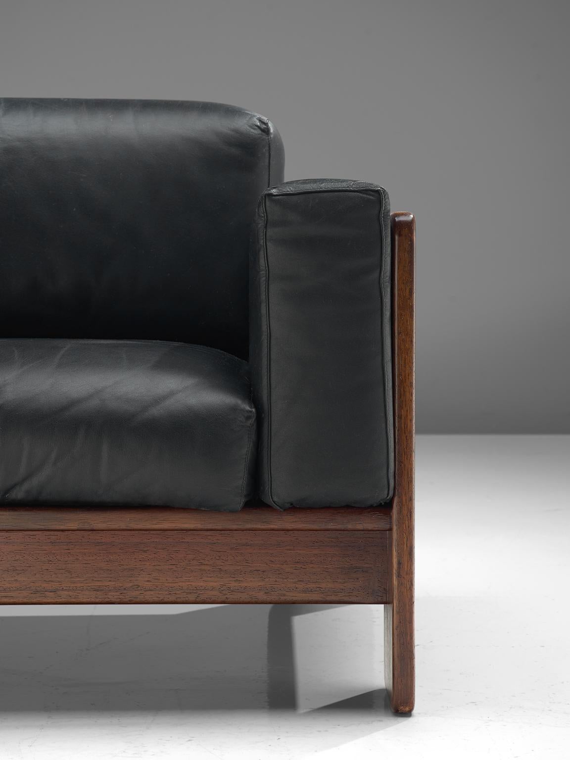 Tobia Scarpa Pair of 'Bastiano' Club Chairs in Walnut and Black Leather 1
