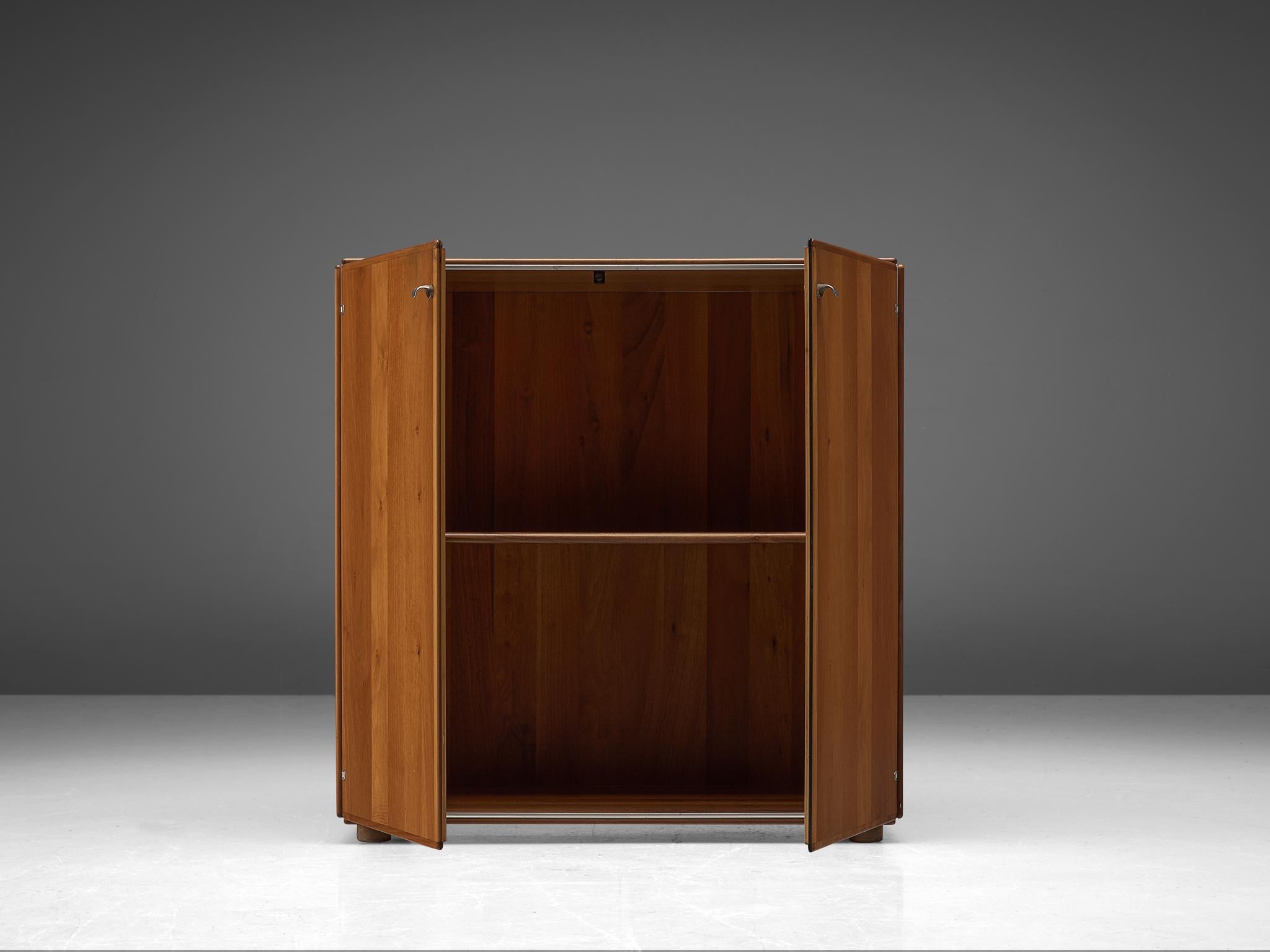 Tobia Scarpa, Pair of Cabinets in Walnut, Italy, 1960s In Good Condition In Waalwijk, NL