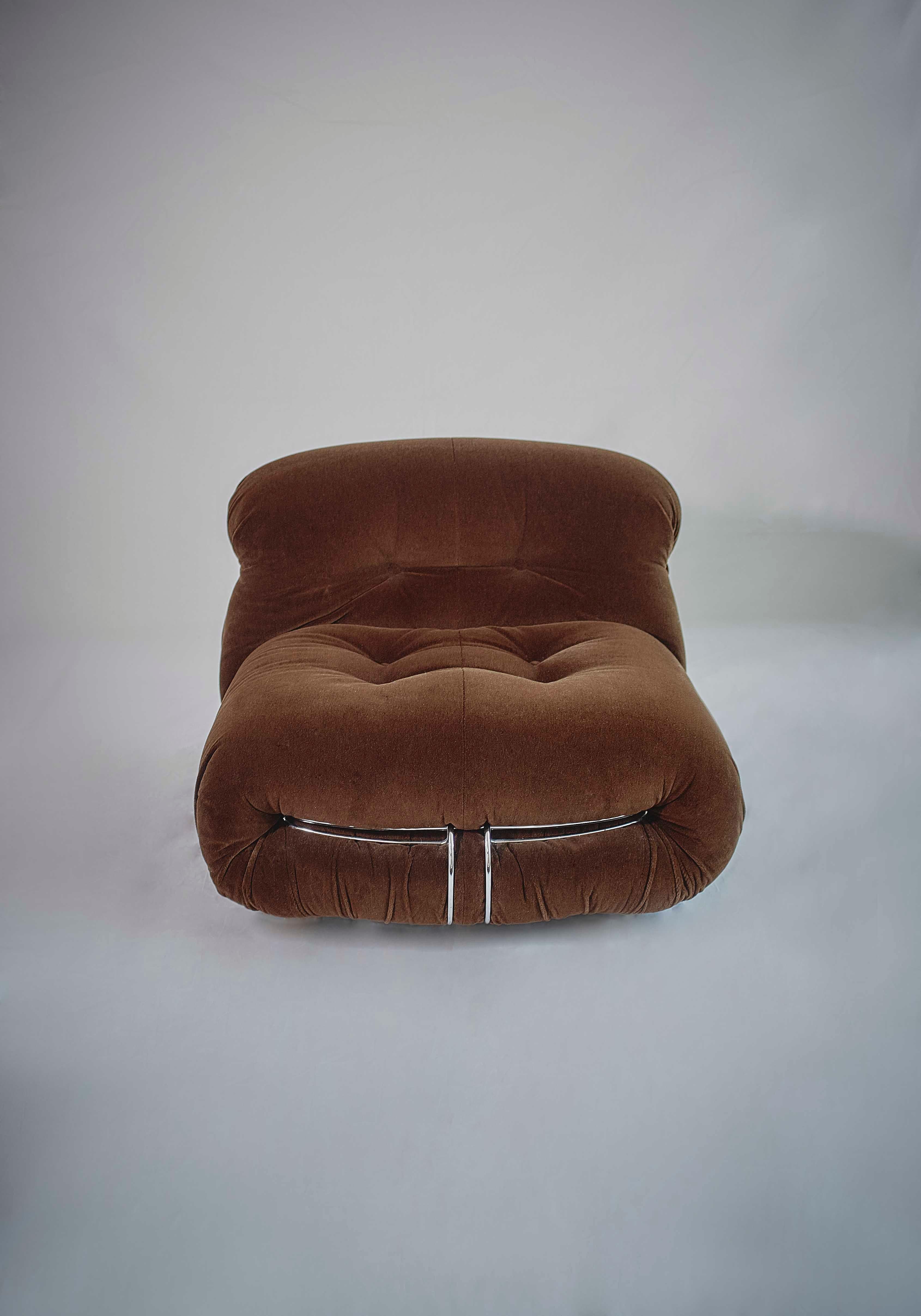Metal Tobia Scarpa Pair of Soriana Lounge Chairs and Ottoman, Cassina, Italy, 1970