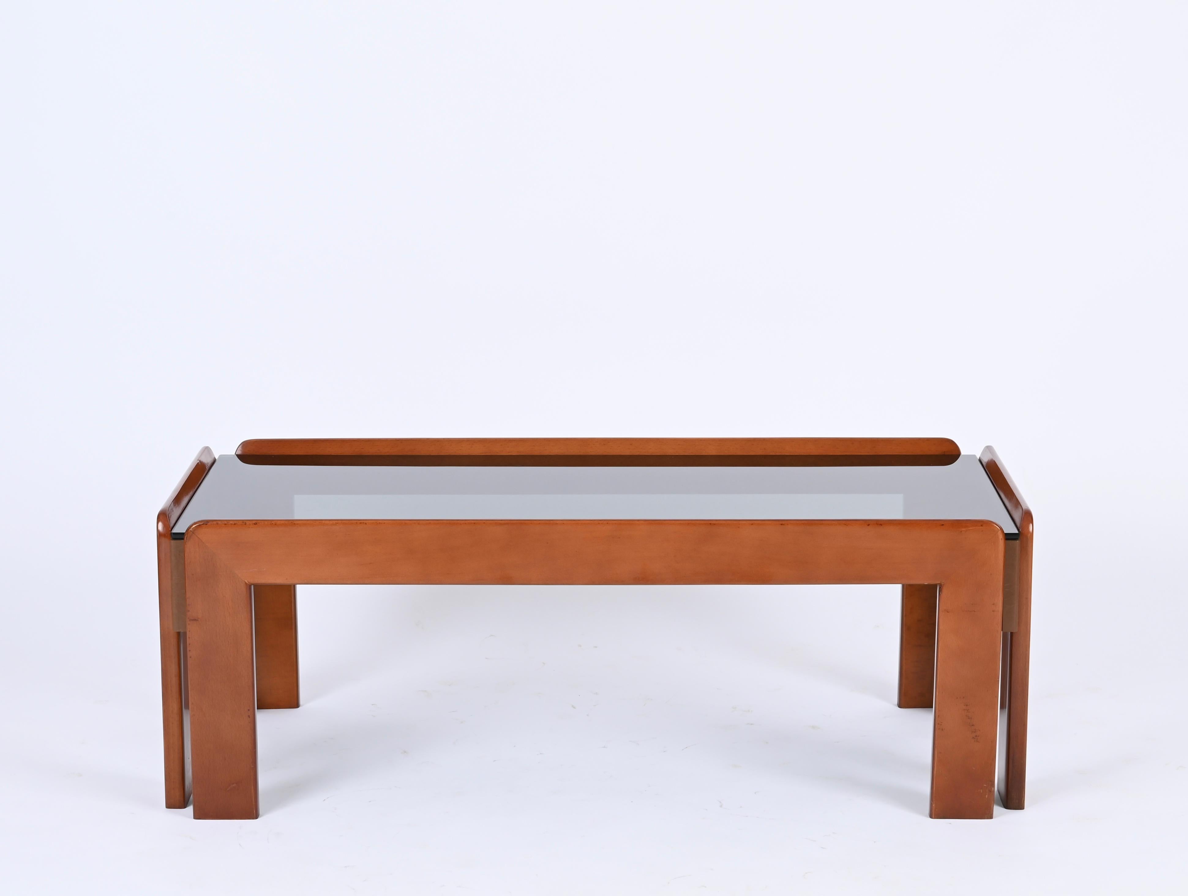 Tobia Scarpa Rectangular Walnut Coffee Table with Smoked Glass, Italy 1960s In Good Condition For Sale In Roma, IT